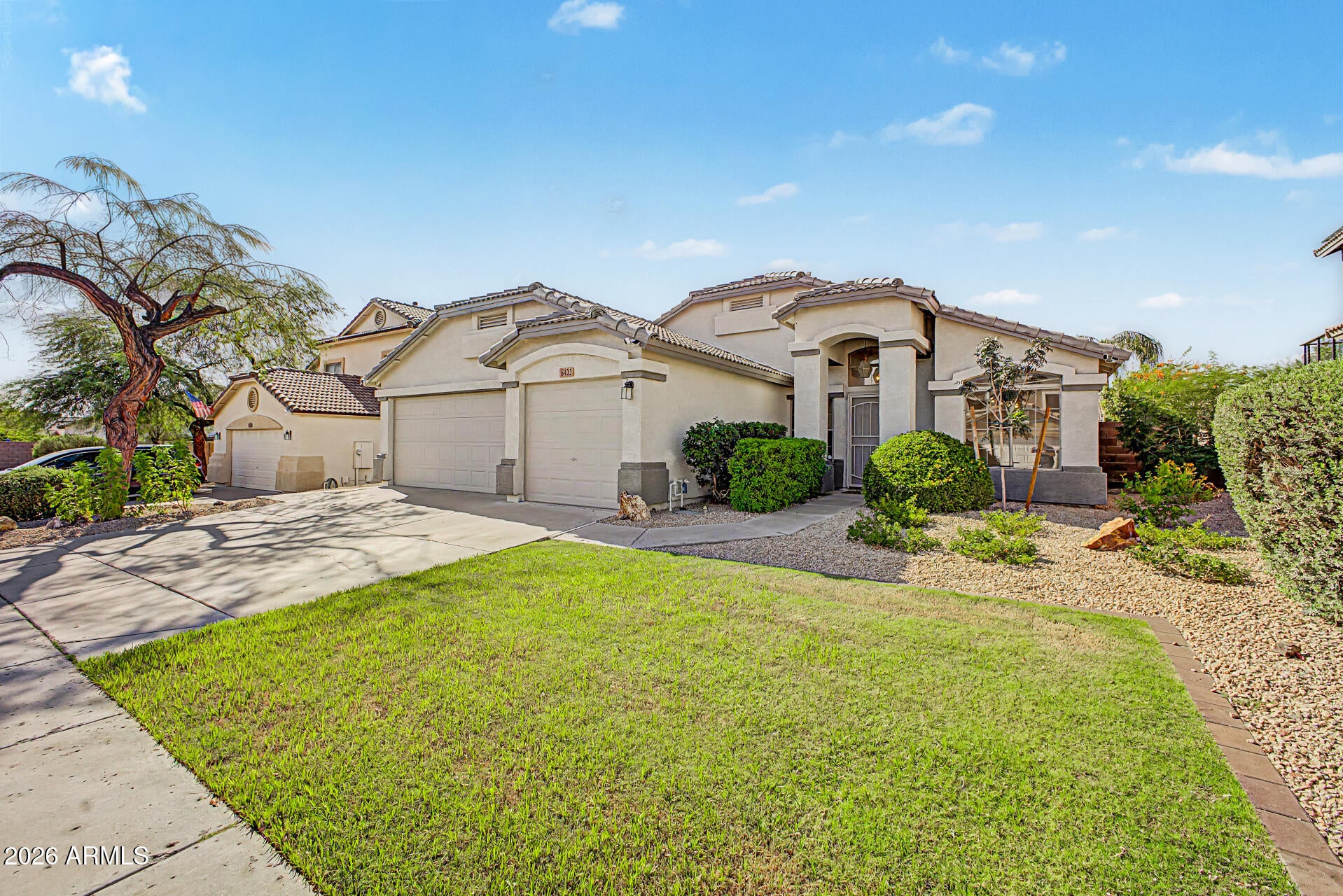 6422 W LARIAT Lane