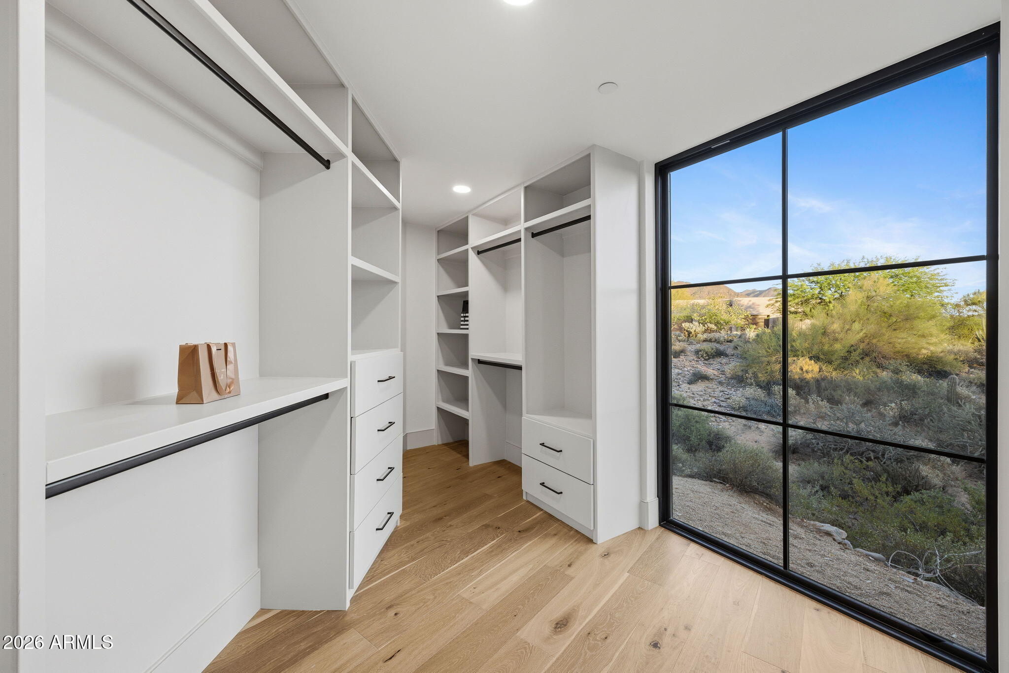 PINNACLE PEAK VISTAS 3 LOT 1-210 TR A-B - Residential