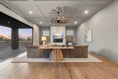 9243 E VISTA Drive Scottsdale AZ 85262