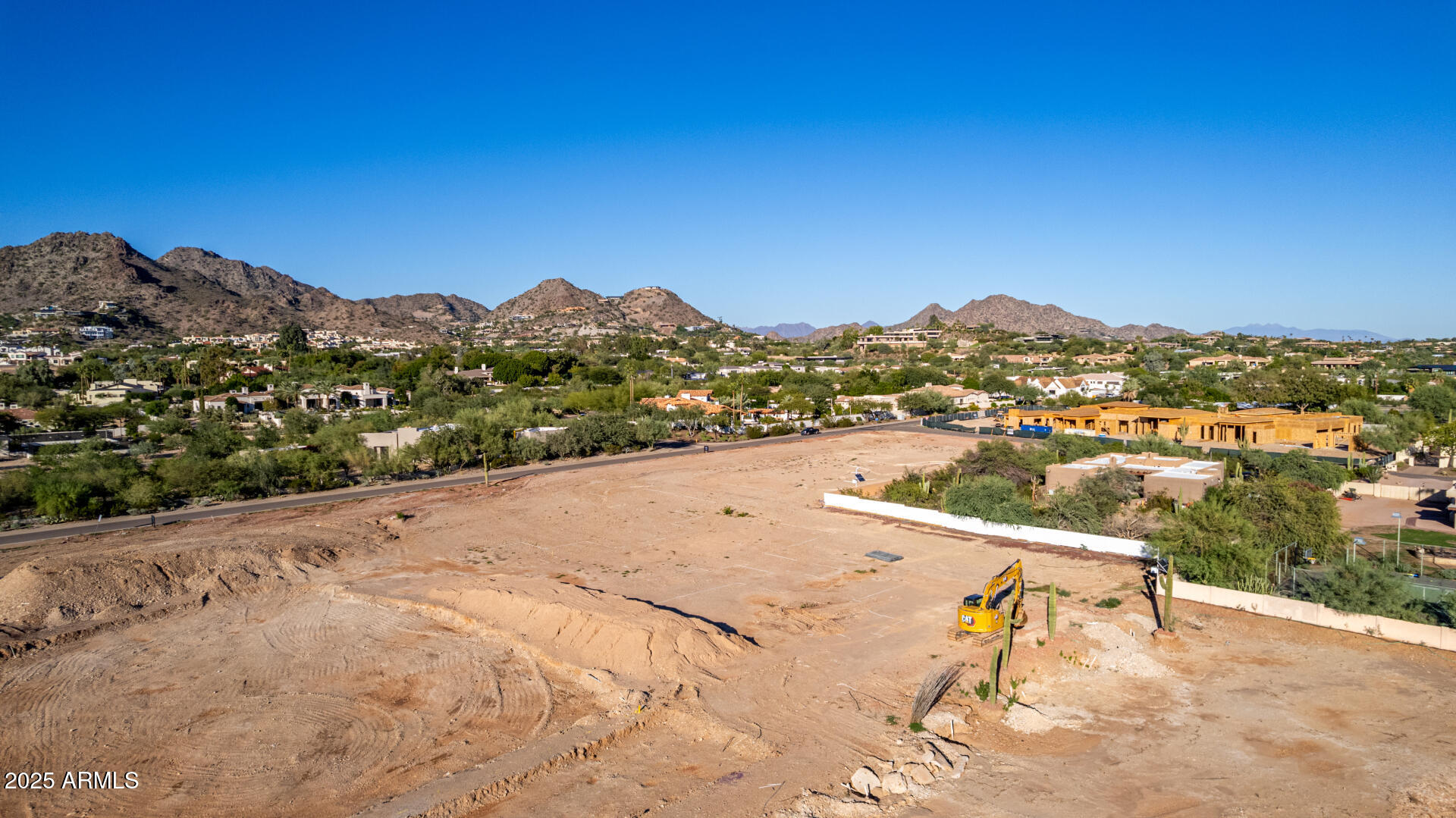 3627 E BETHANY HOME Road 2