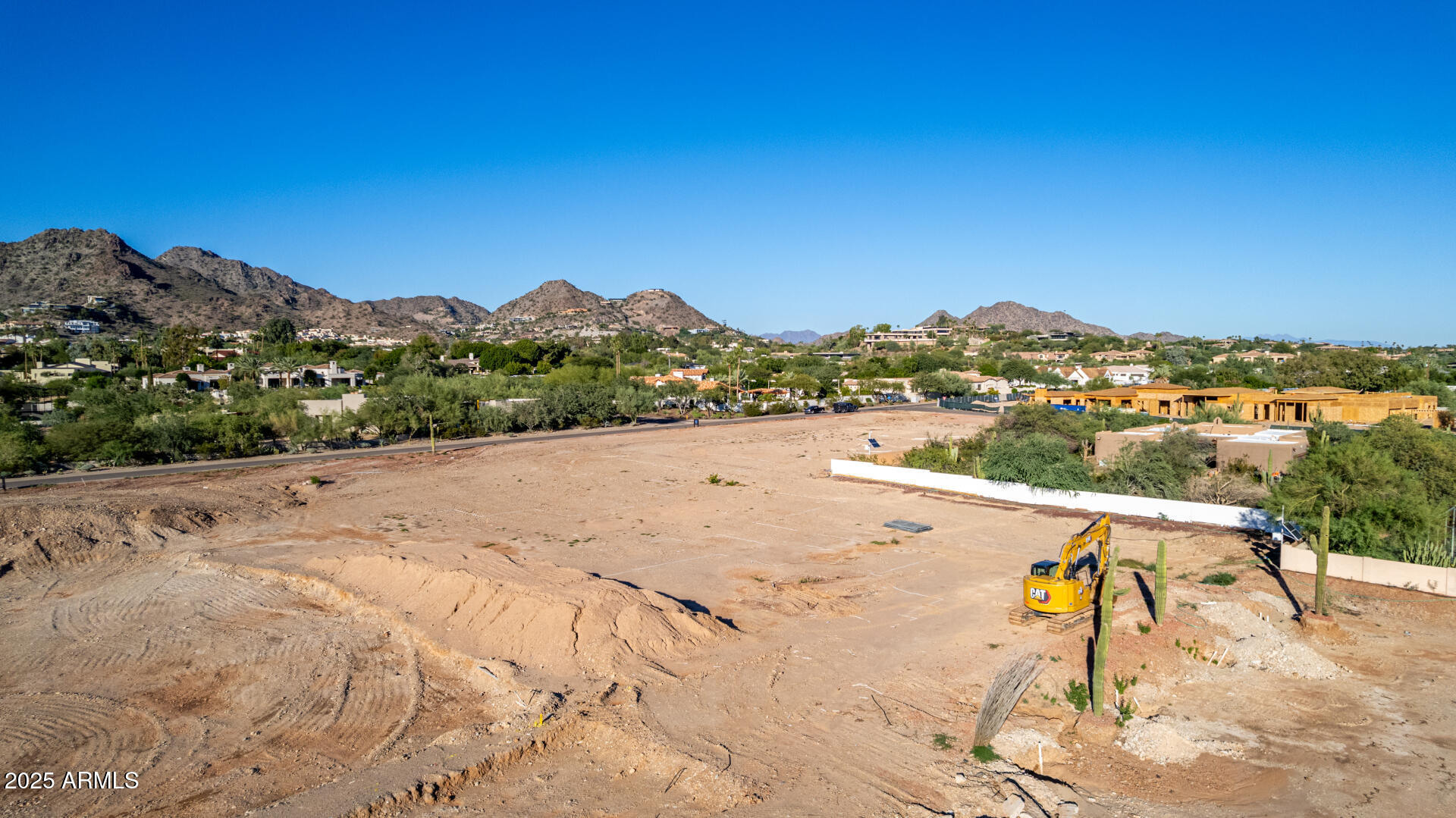 3627 E BETHANY HOME Road 2