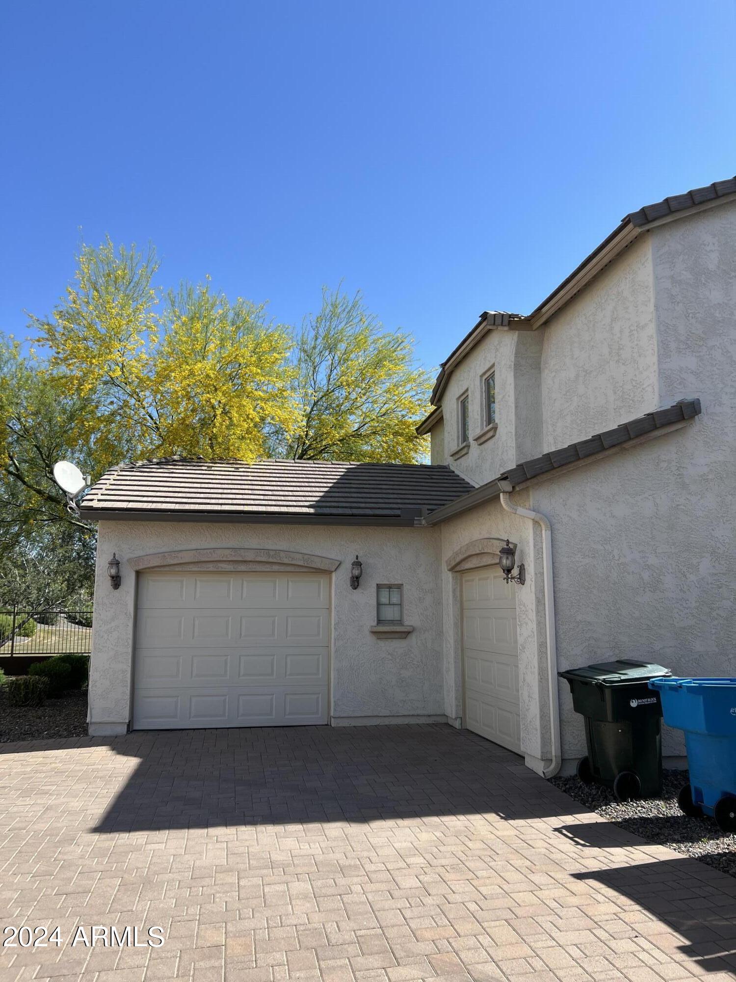 5384 W Molly Lane