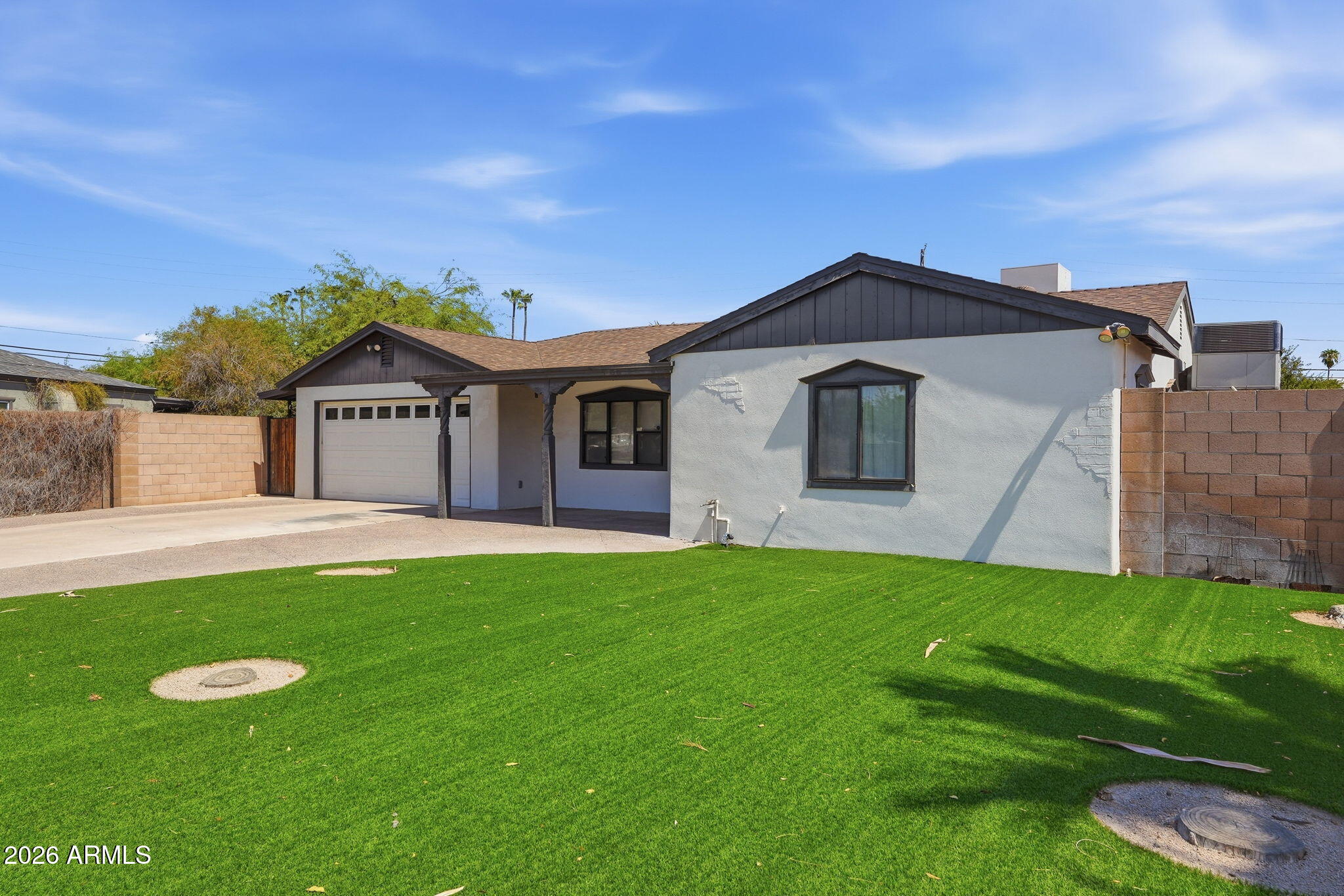 1202 W AMELIA Avenue
