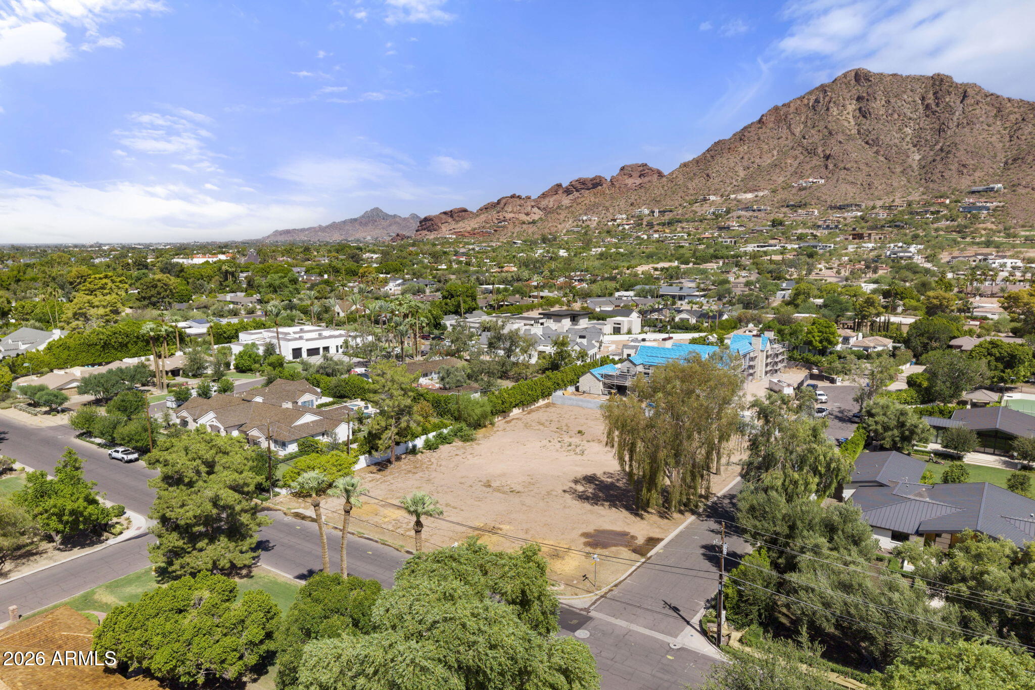 5712 E EXETER Boulevard -