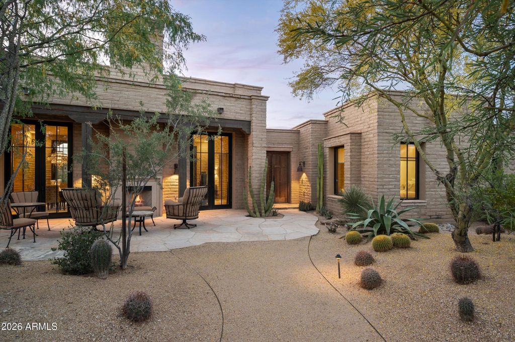 Photo of 8400 E Dixileta Drive #128, Scottsdale, AZ 85266 (MLS # 7011098)