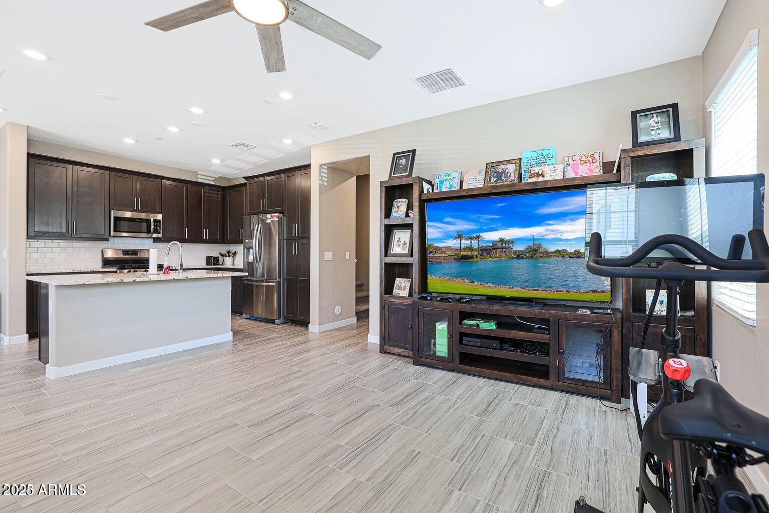 4077 S SABRINA Drive 81