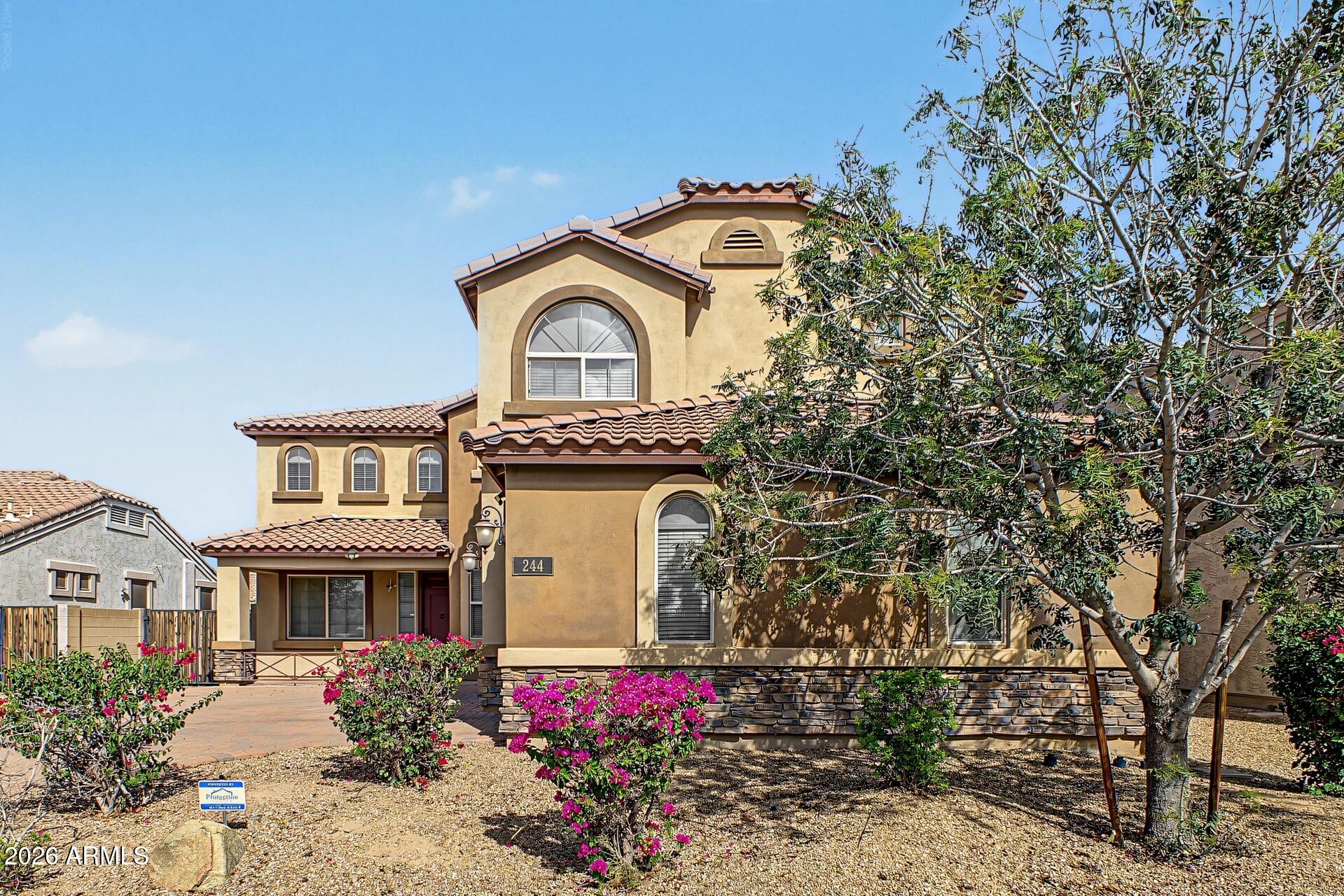 244 E MEAD Drive