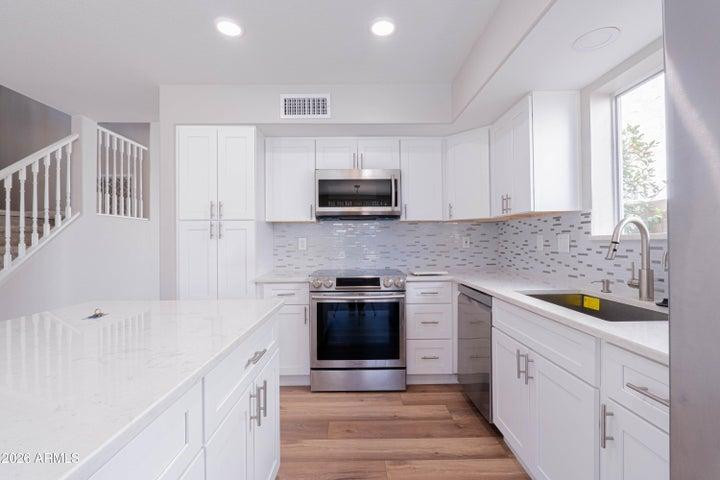 3333 E Long Lake Road