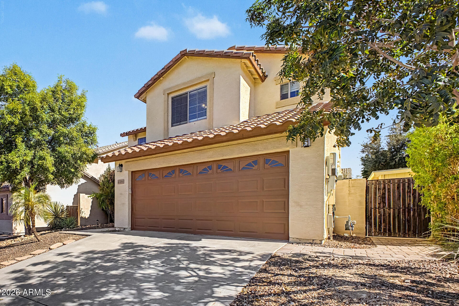 6509 W RED FOX Road
