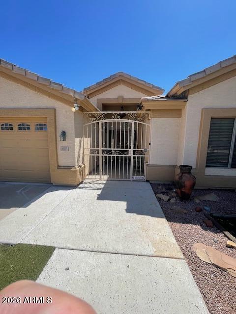 607 W VILLA RITA Drive