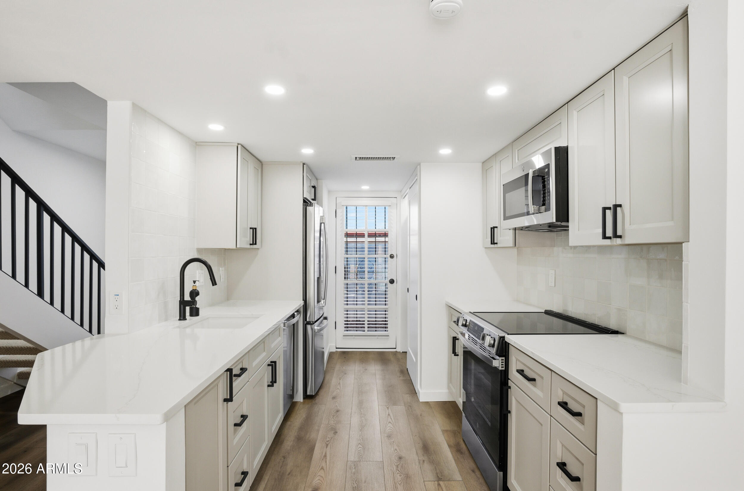 6150 N SCOTTSDALE Road 9