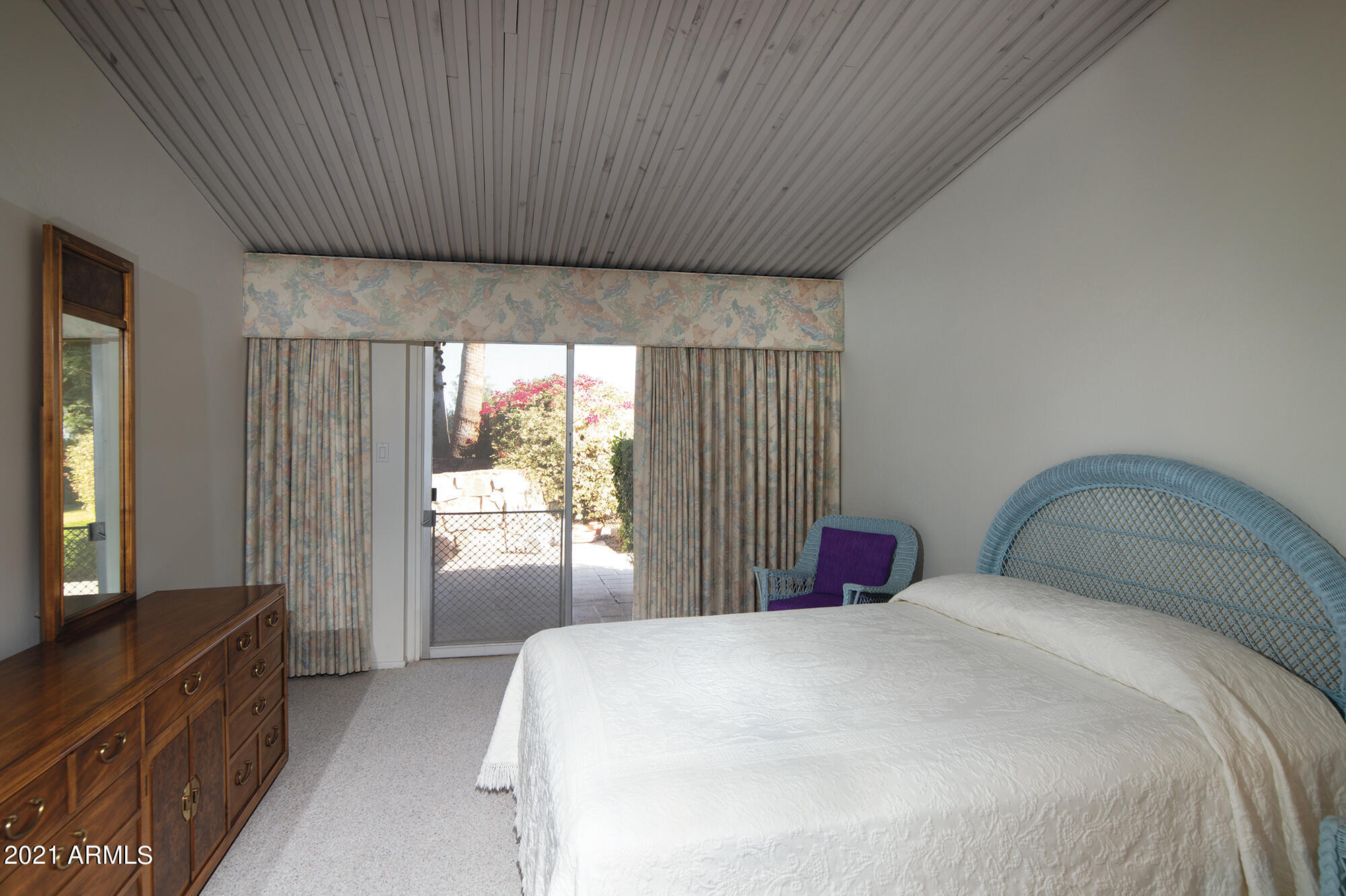 PARADISE HILLS - Residential