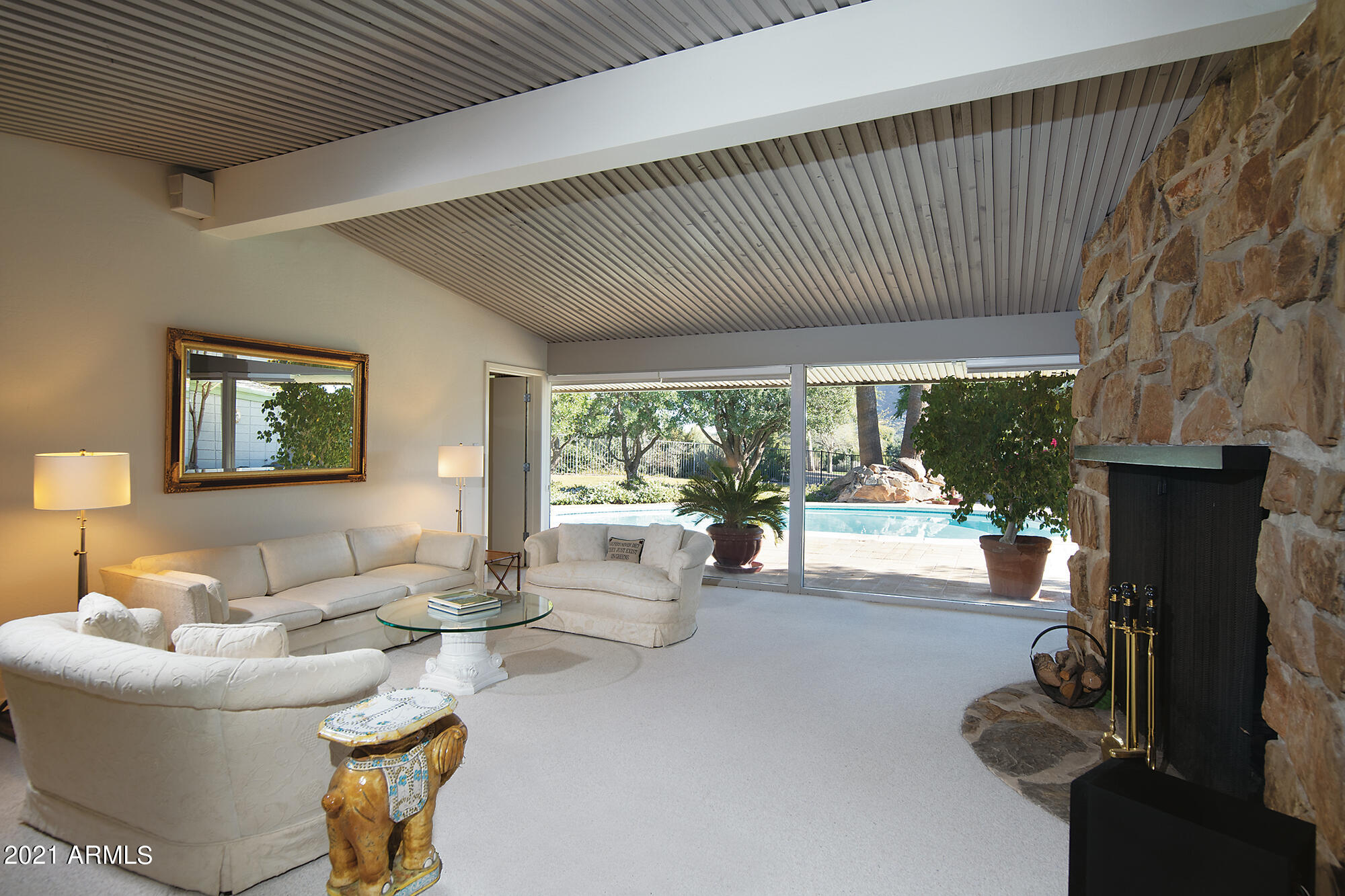 PARADISE HILLS - Residential