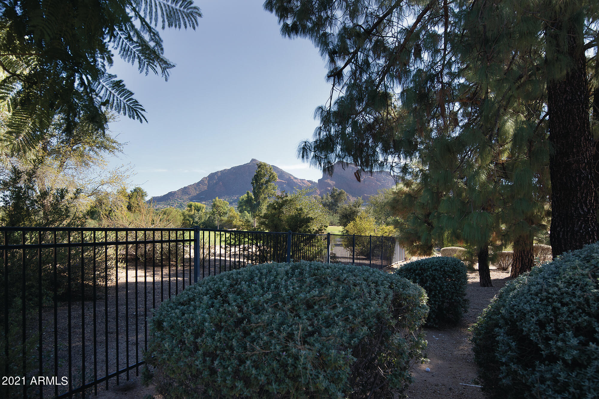 PARADISE HILLS - Residential