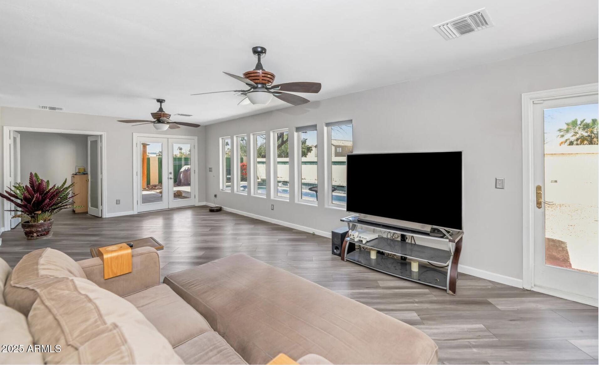 16224 S 40TH Place