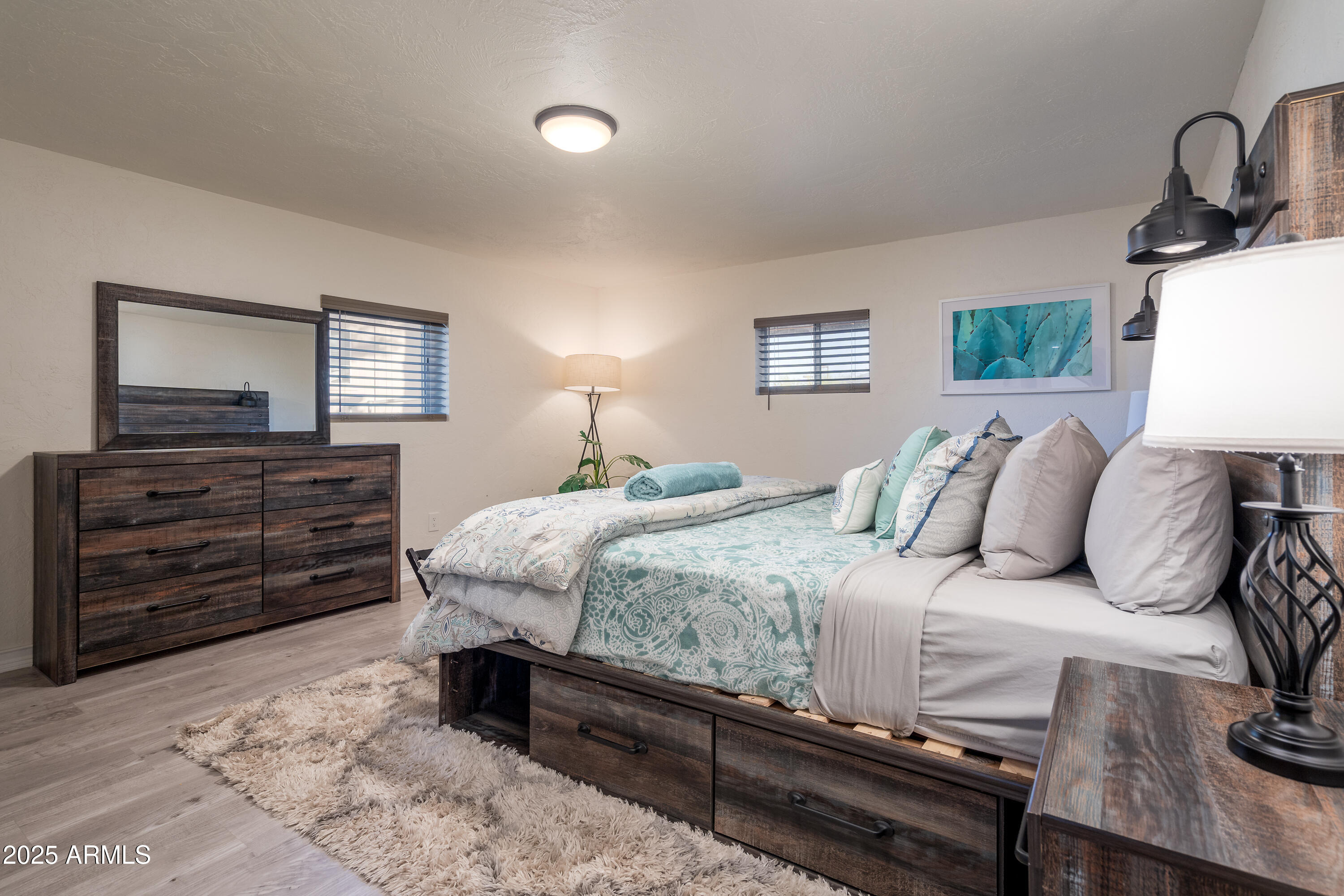 Clarkdale, Arizona 86324, United States, 4 Bedrooms Bedrooms, ,3 BathroomsBathrooms,Residential,Active,182225