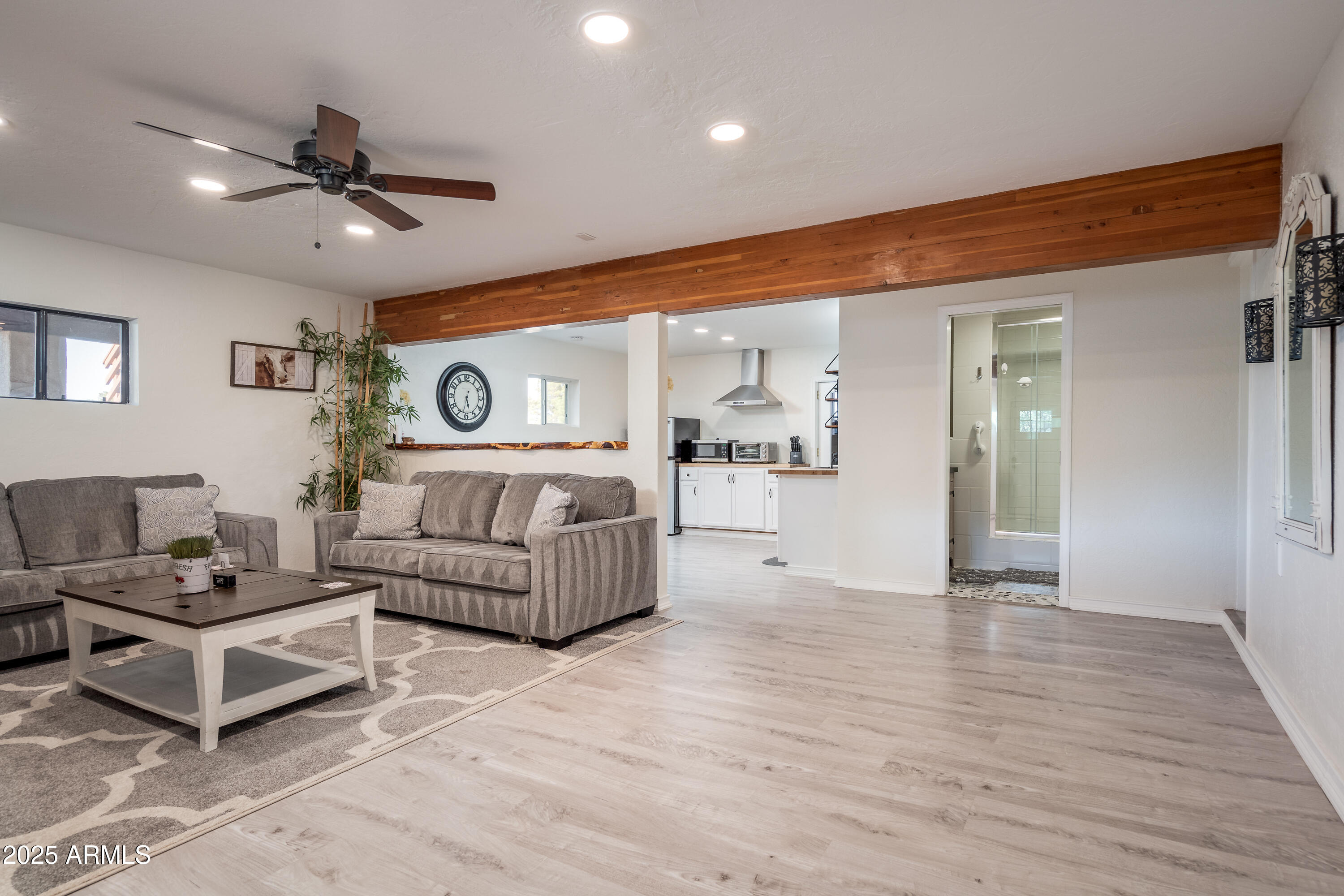 Clarkdale, Arizona 86324, United States, 4 Bedrooms Bedrooms, ,3 BathroomsBathrooms,Residential,Active,182225