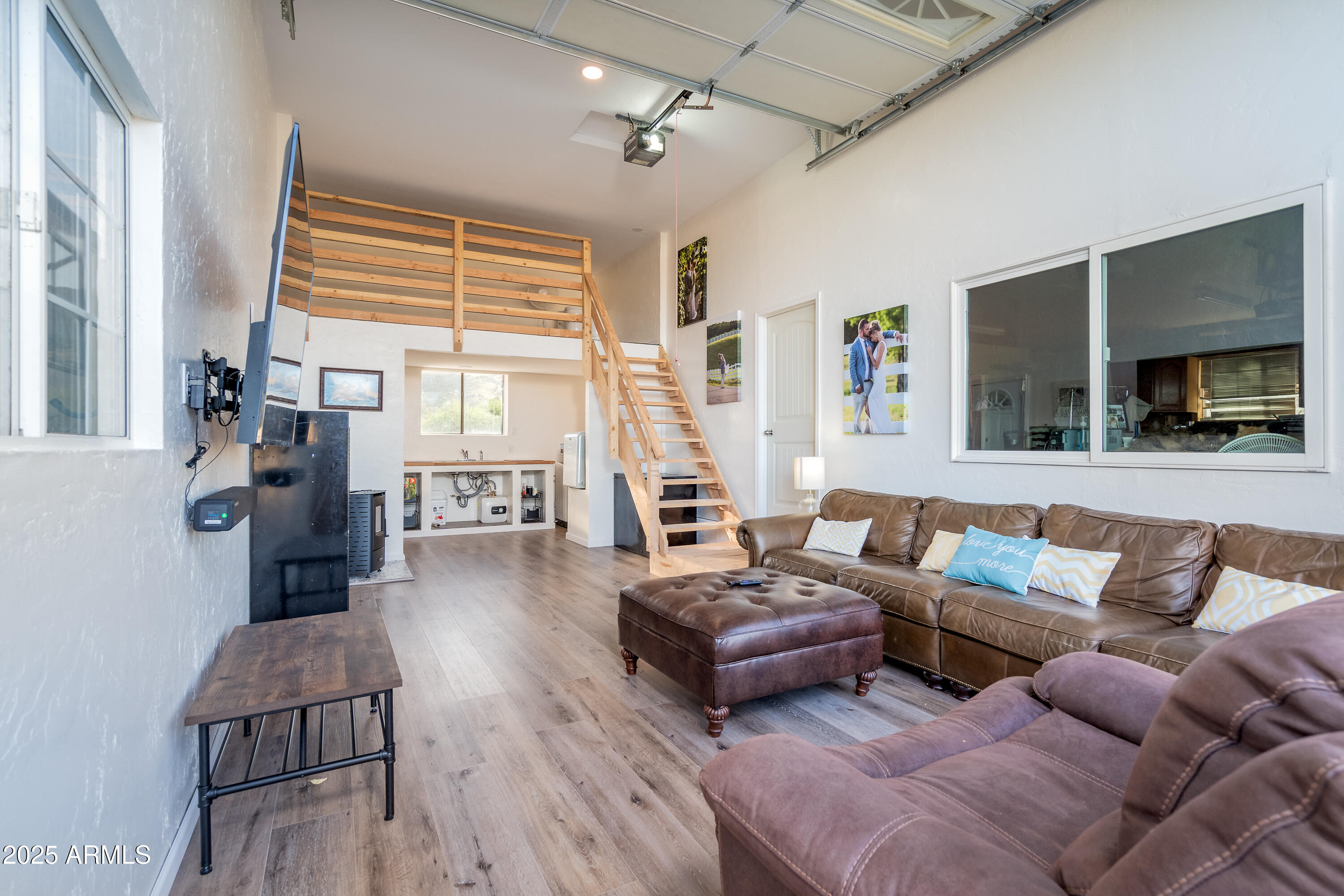 Clarkdale, Arizona 86324, United States, 4 Bedrooms Bedrooms, ,3 BathroomsBathrooms,Residential,Active,182225