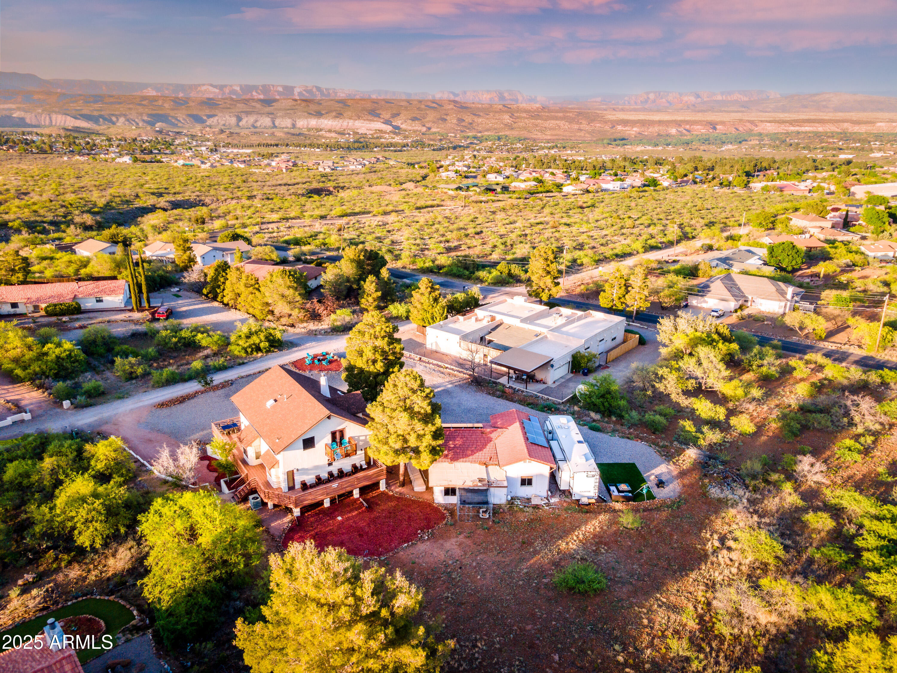 Clarkdale, Arizona 86324, United States, 4 Bedrooms Bedrooms, ,3 BathroomsBathrooms,Residential,Active,182225