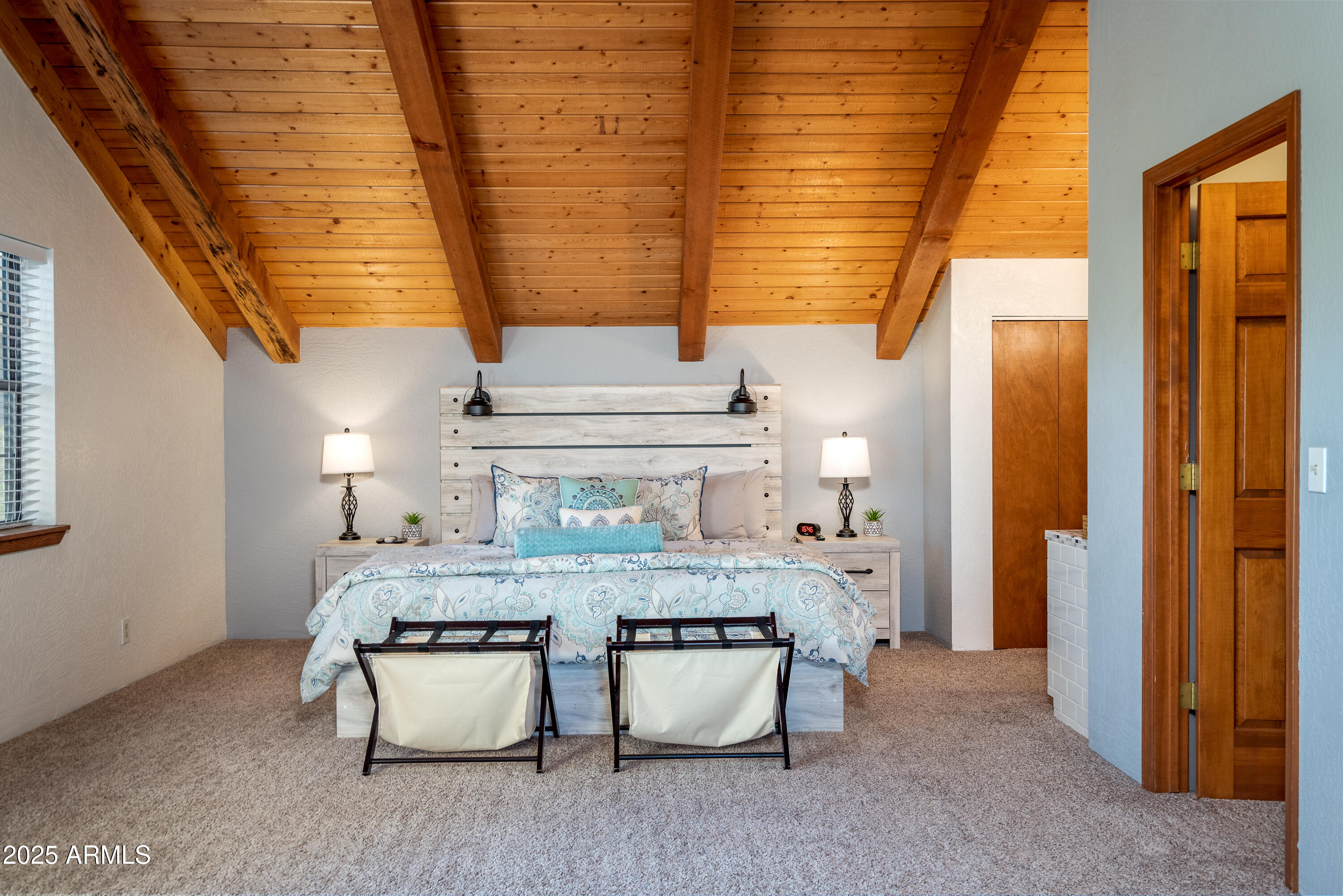 Clarkdale, Arizona 86324, United States, 4 Bedrooms Bedrooms, ,3 BathroomsBathrooms,Residential,Active,182225