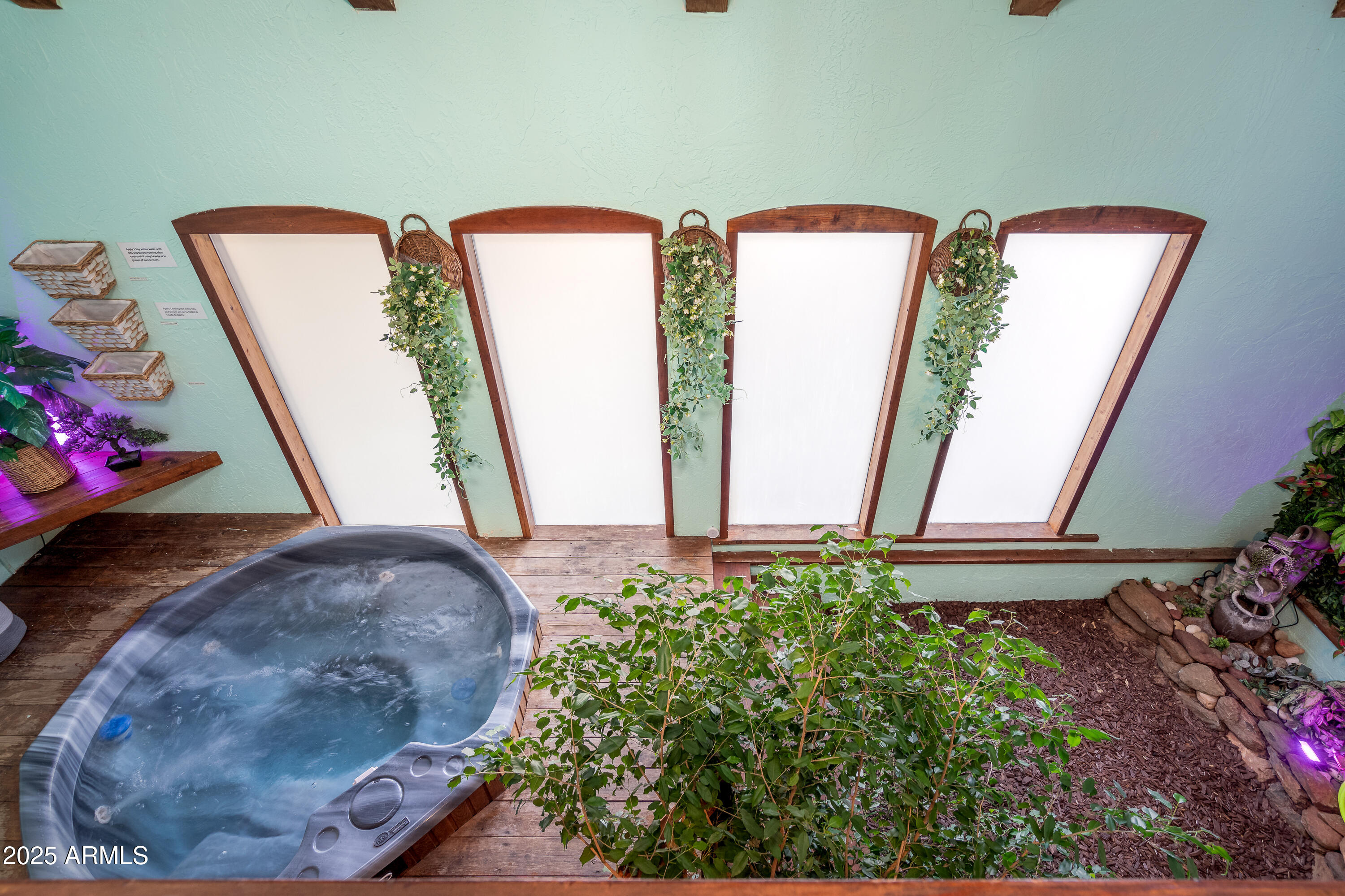 Clarkdale, Arizona 86324, United States, 4 Bedrooms Bedrooms, ,3 BathroomsBathrooms,Residential,Active,182225