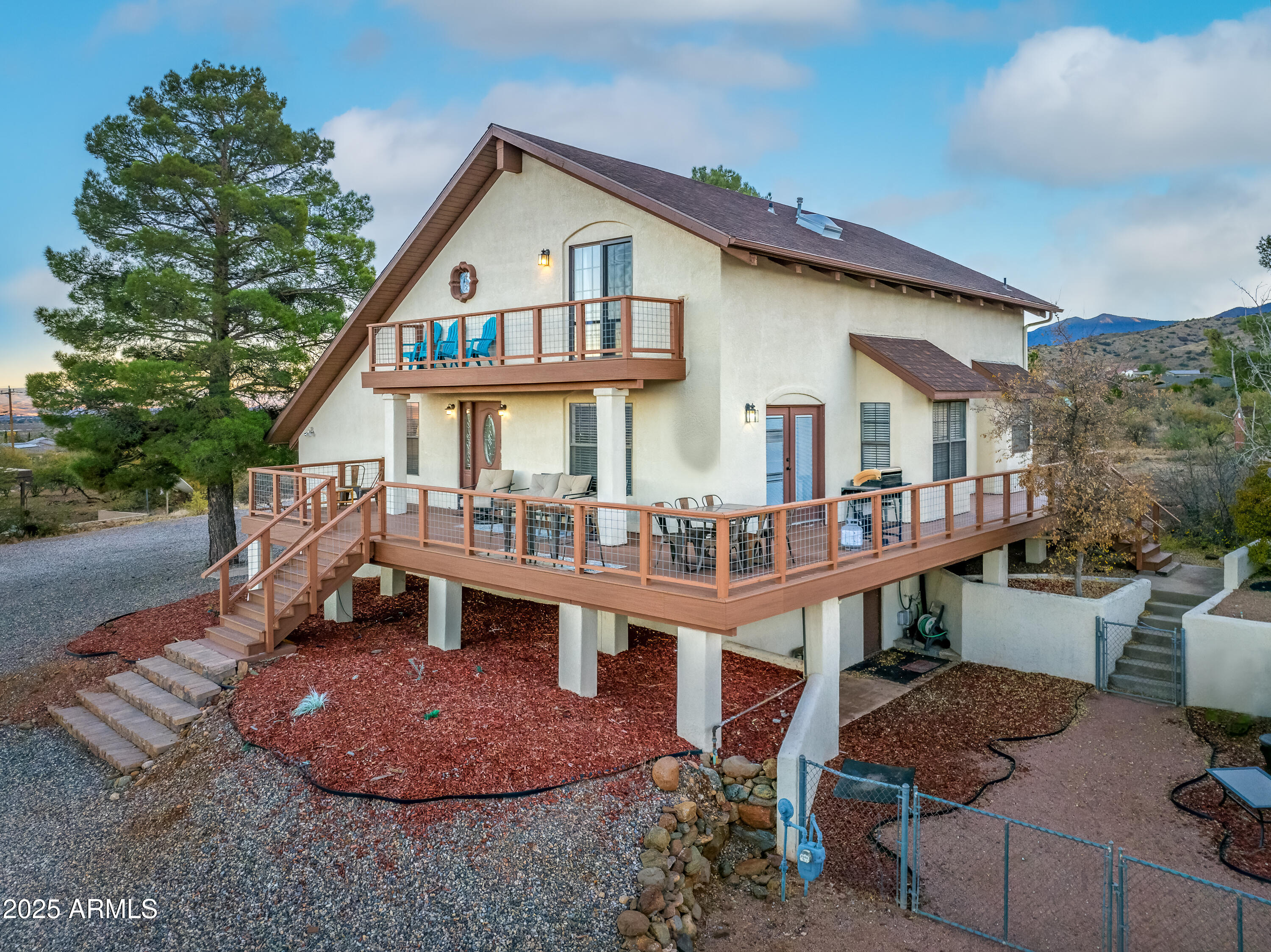 Clarkdale, Arizona 86324, United States, 4 Bedrooms Bedrooms, ,3 BathroomsBathrooms,Residential,Active,182225