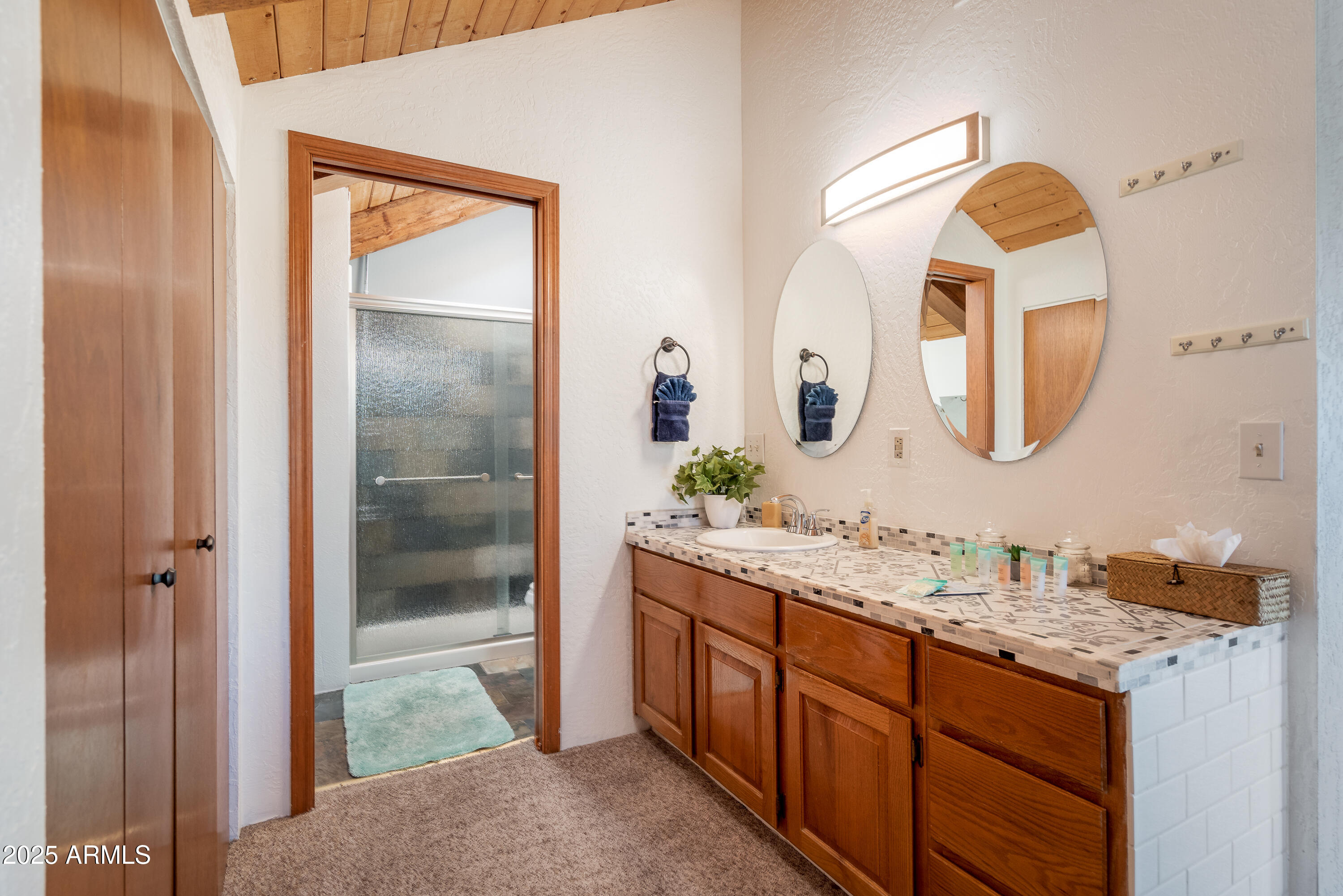 Clarkdale, Arizona 86324, United States, 4 Bedrooms Bedrooms, ,3 BathroomsBathrooms,Residential,Active,182225