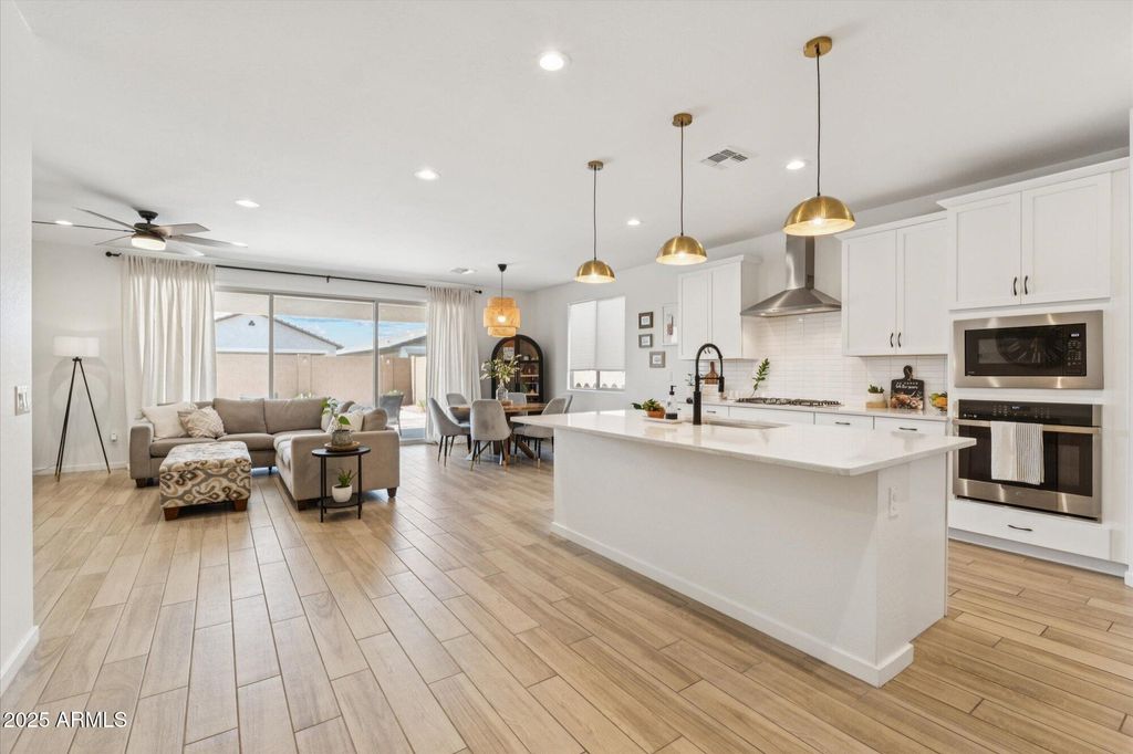 Photo of 20109 W Montecito Avenue, Litchfield Park, AZ 85340 (MLS # 6883427)