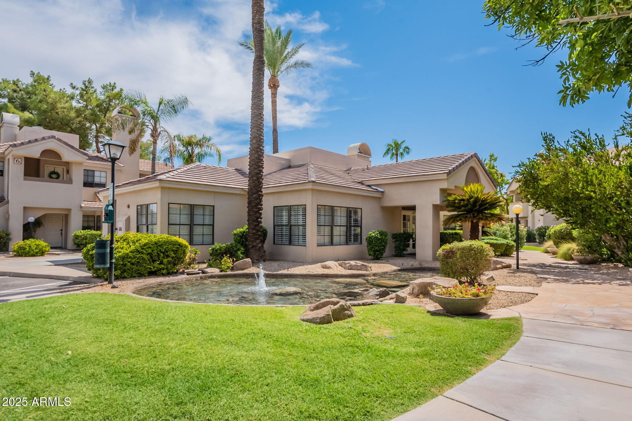 6885 E COCHISE Road 209