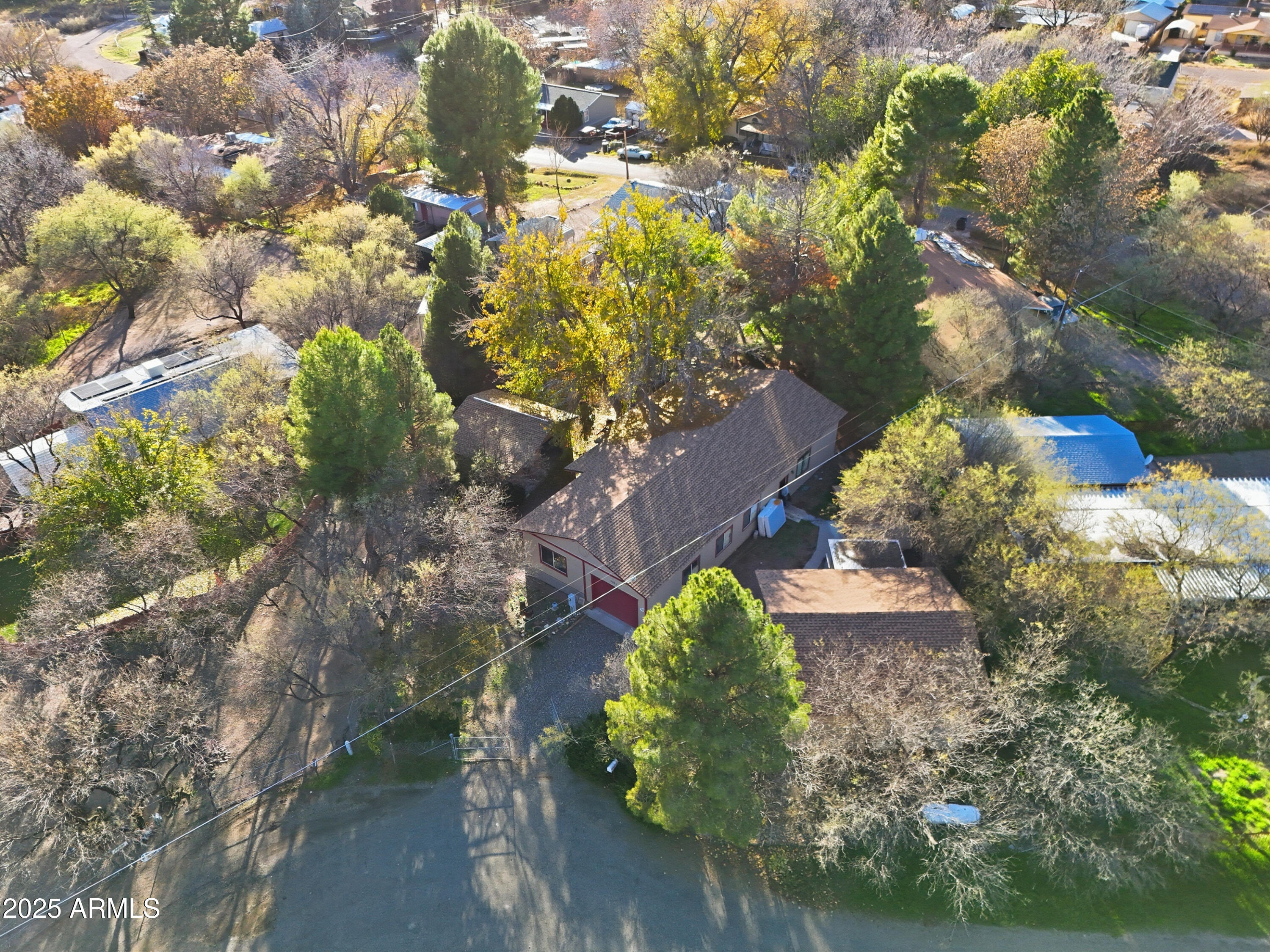 3761 E CAROLINE Circle