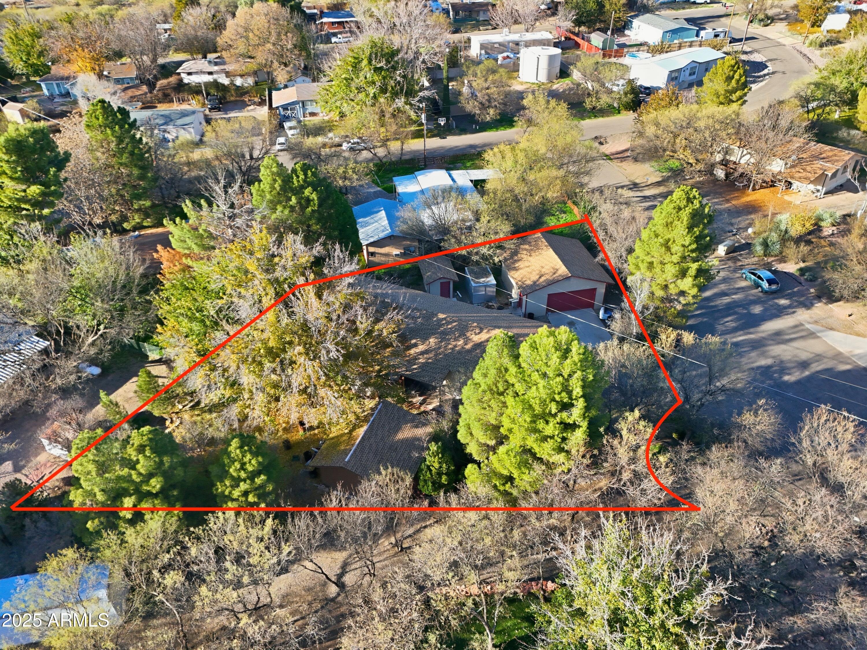 3761 E CAROLINE Circle