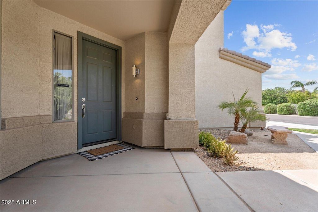 Photo of 6275 S Salt Cedar Place, Chandler, AZ 85249 (MLS # 6978053)
