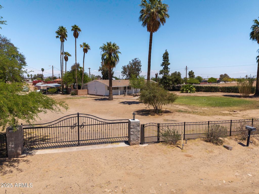 Photo of 14484 W Jimmie Kerr Boulevard, Casa Grande, AZ 85122 (MLS # 6862674)