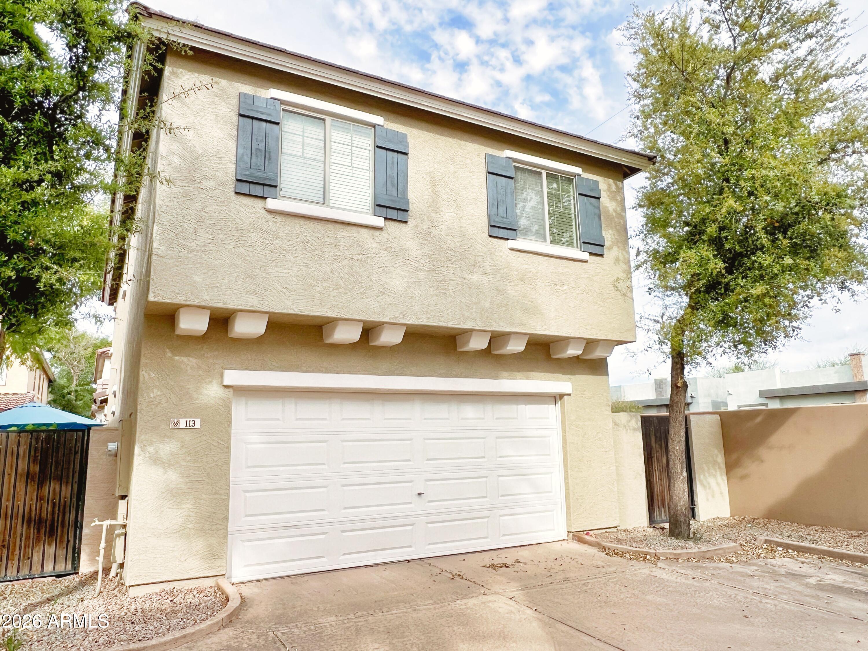 113 E Palomino Drive