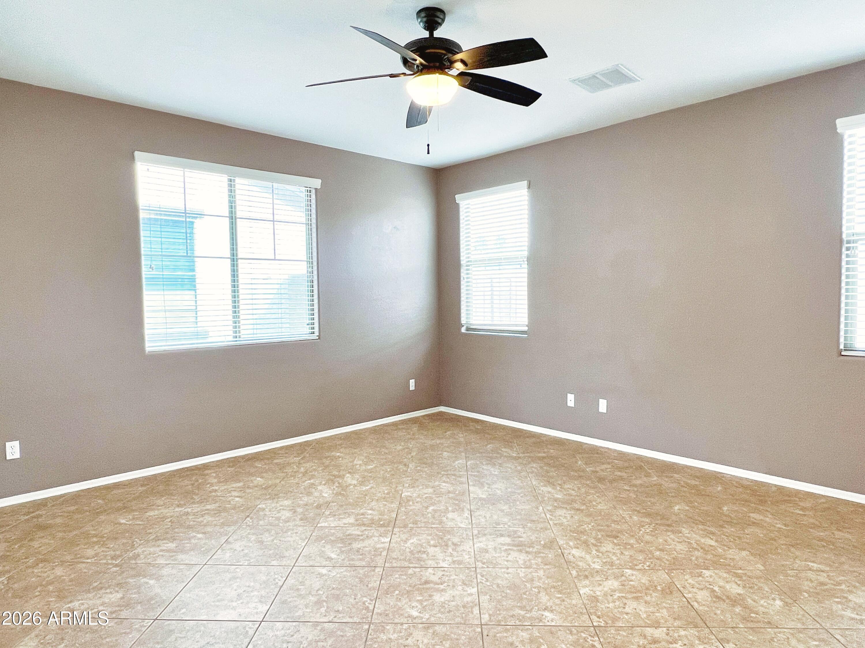 113 E Palomino Drive