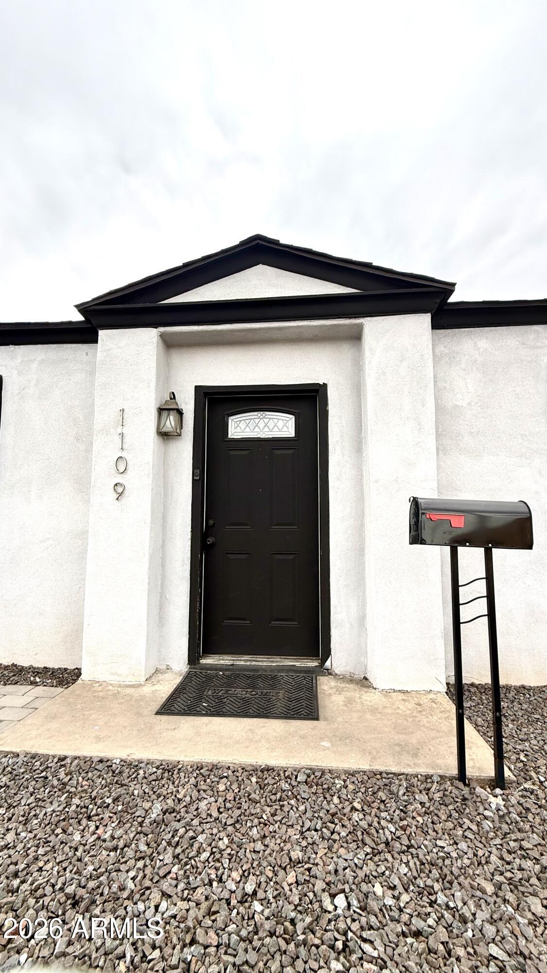 1109 W INDIAN SCHOOL Road