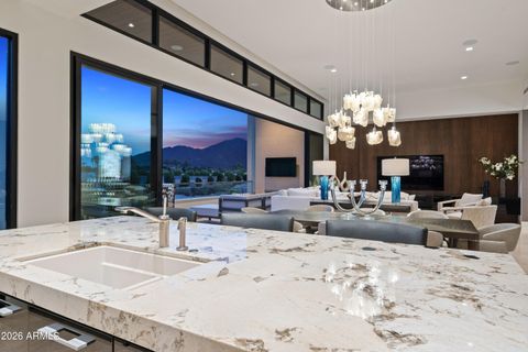 6587 N PALMERAIE Boulevard 2046 Paradise Valley AZ 85253