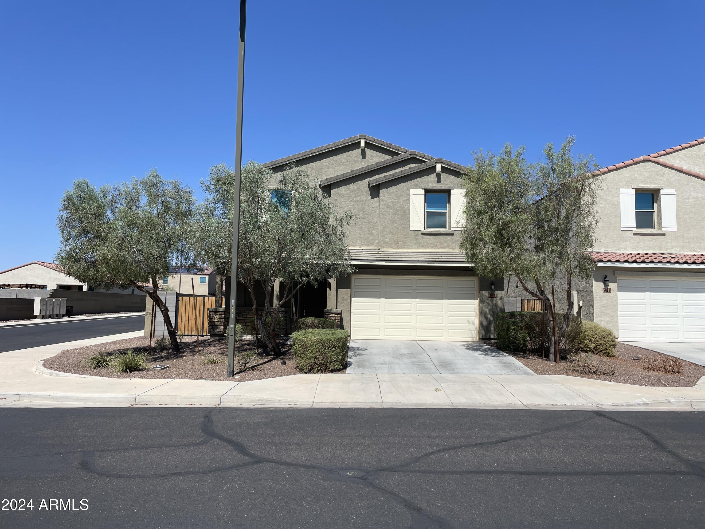 2018 N 213TH Drive