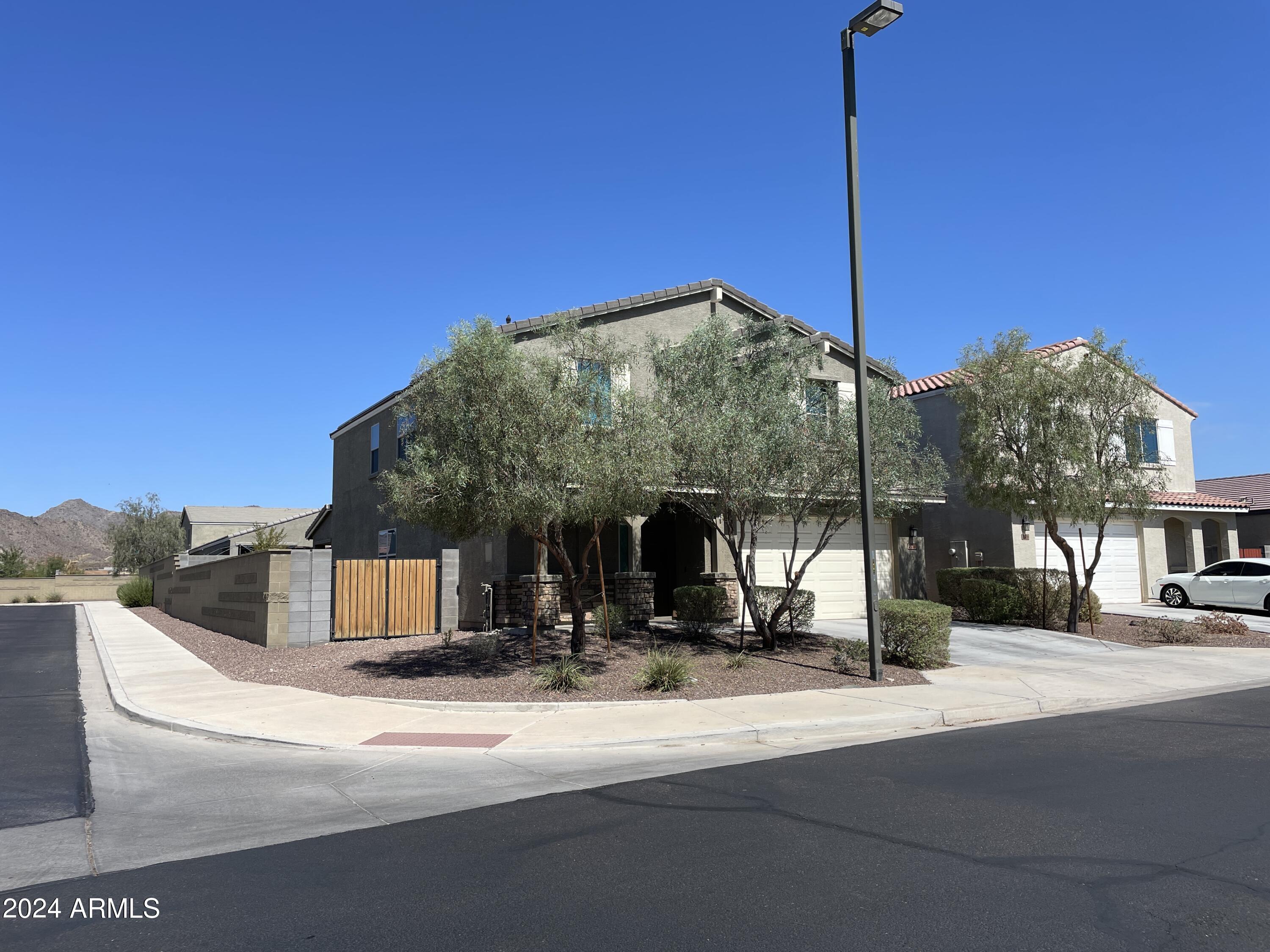 2018 N 213TH Drive