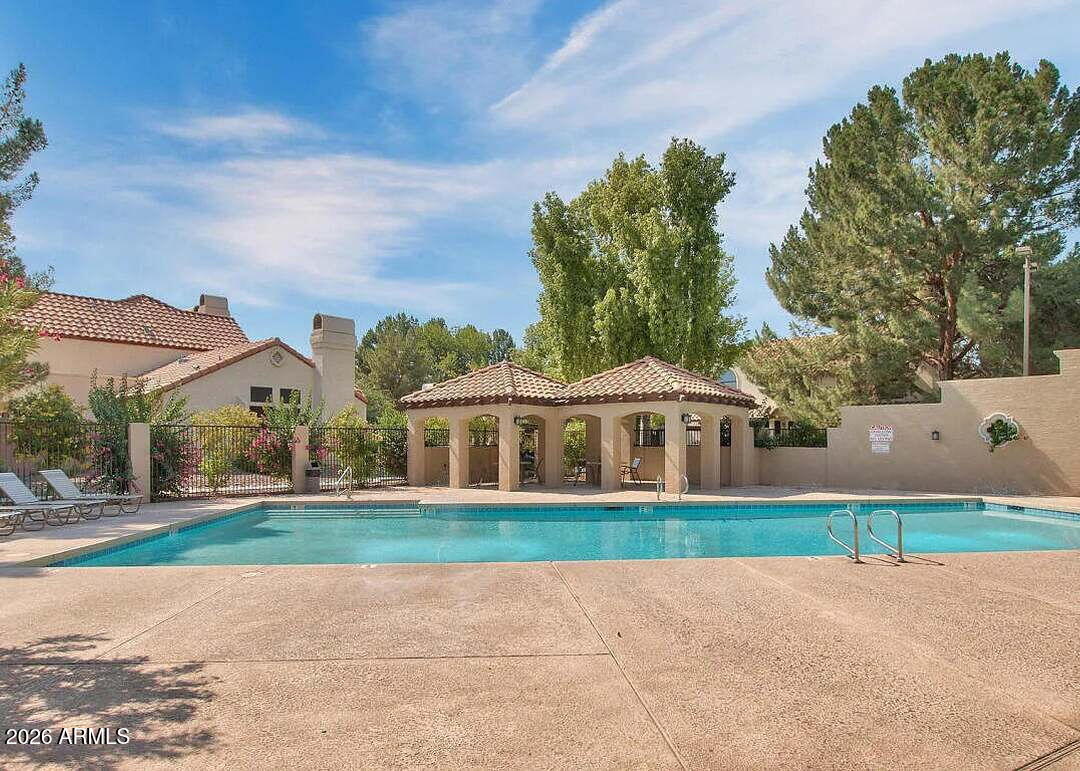 921 W UNIVERSITY Drive 1210