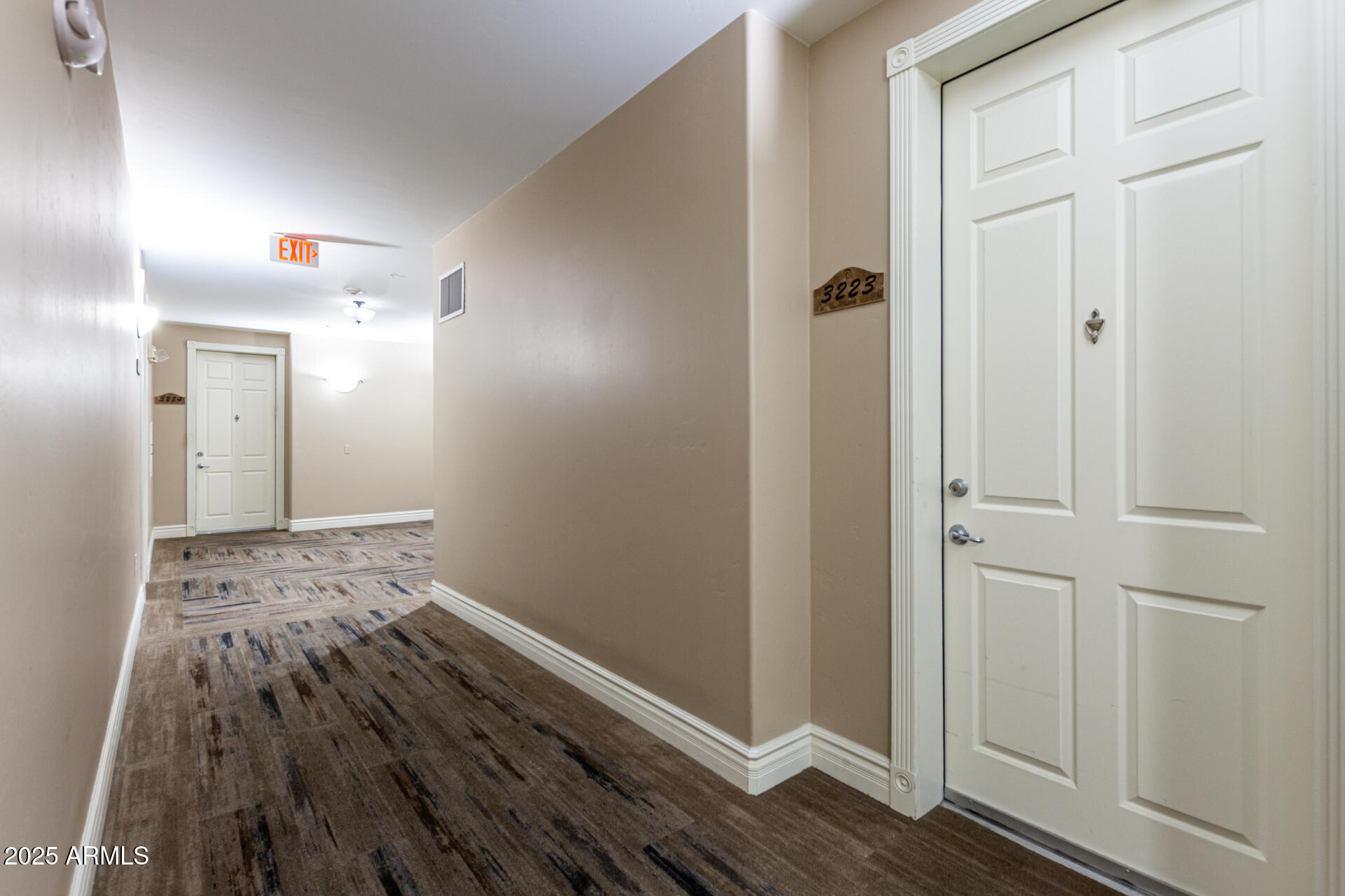 5450 E DEER VALLEY Drive 3223