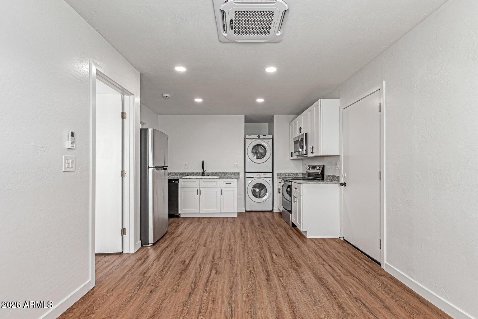 341 S MOUNTAIN Road 4