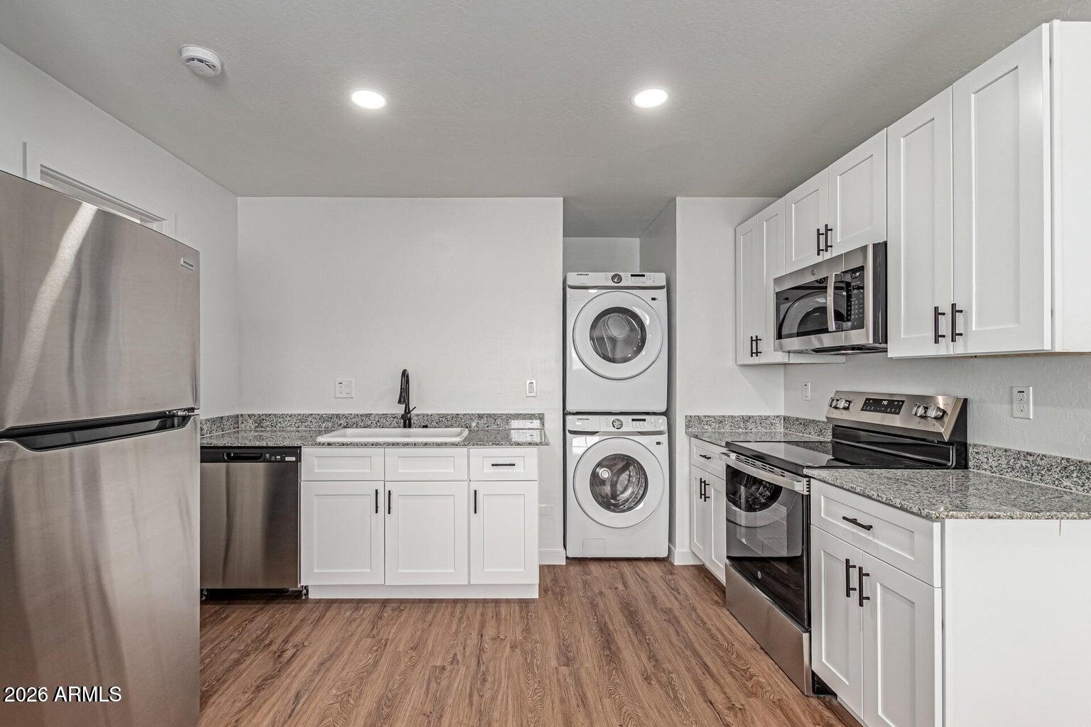 341 S MOUNTAIN Road 4