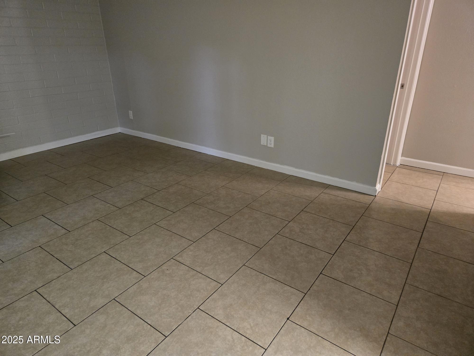 902 E SOUTHERN Avenue 2