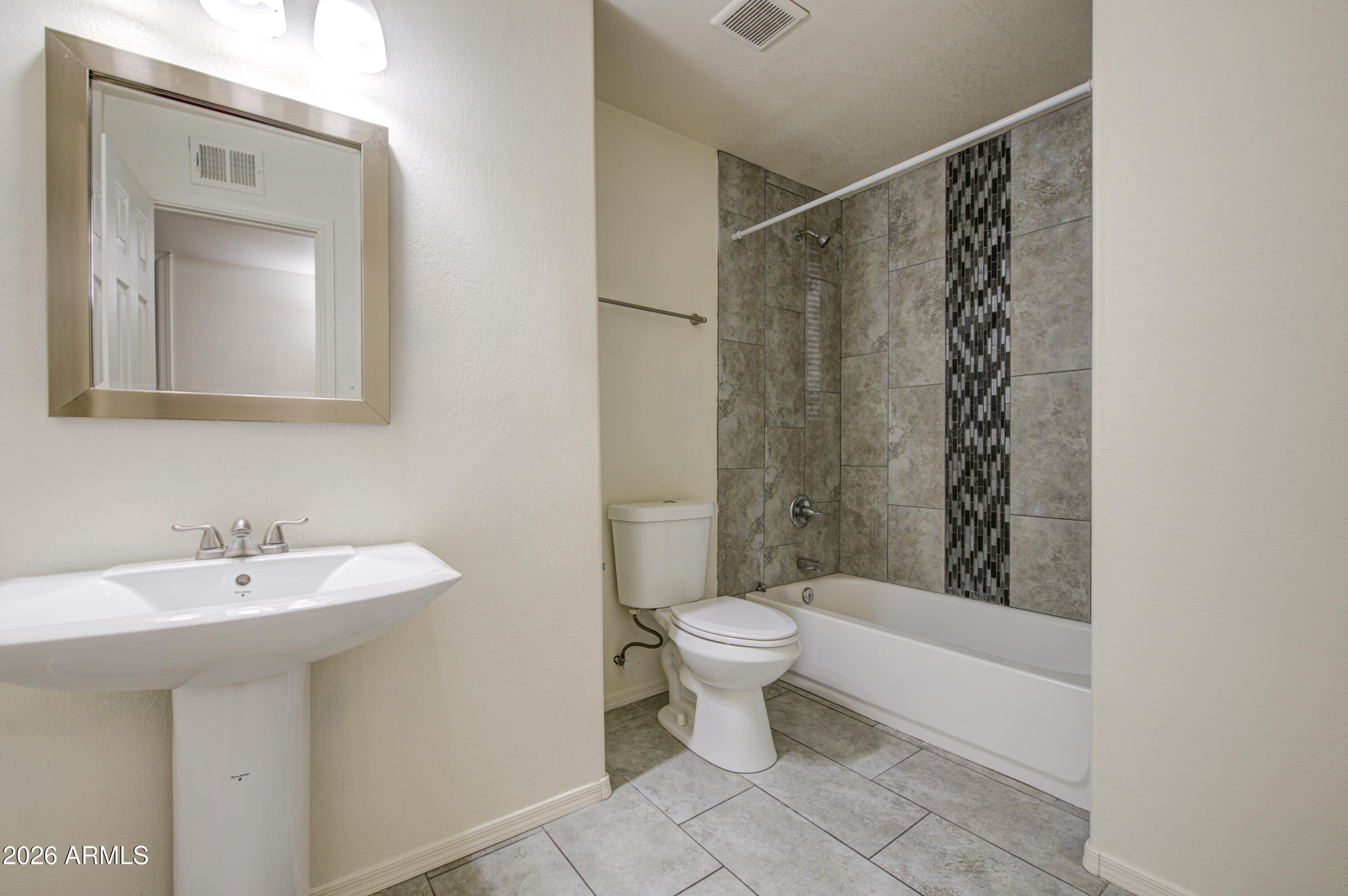 6217 W MEDLOCK Drive