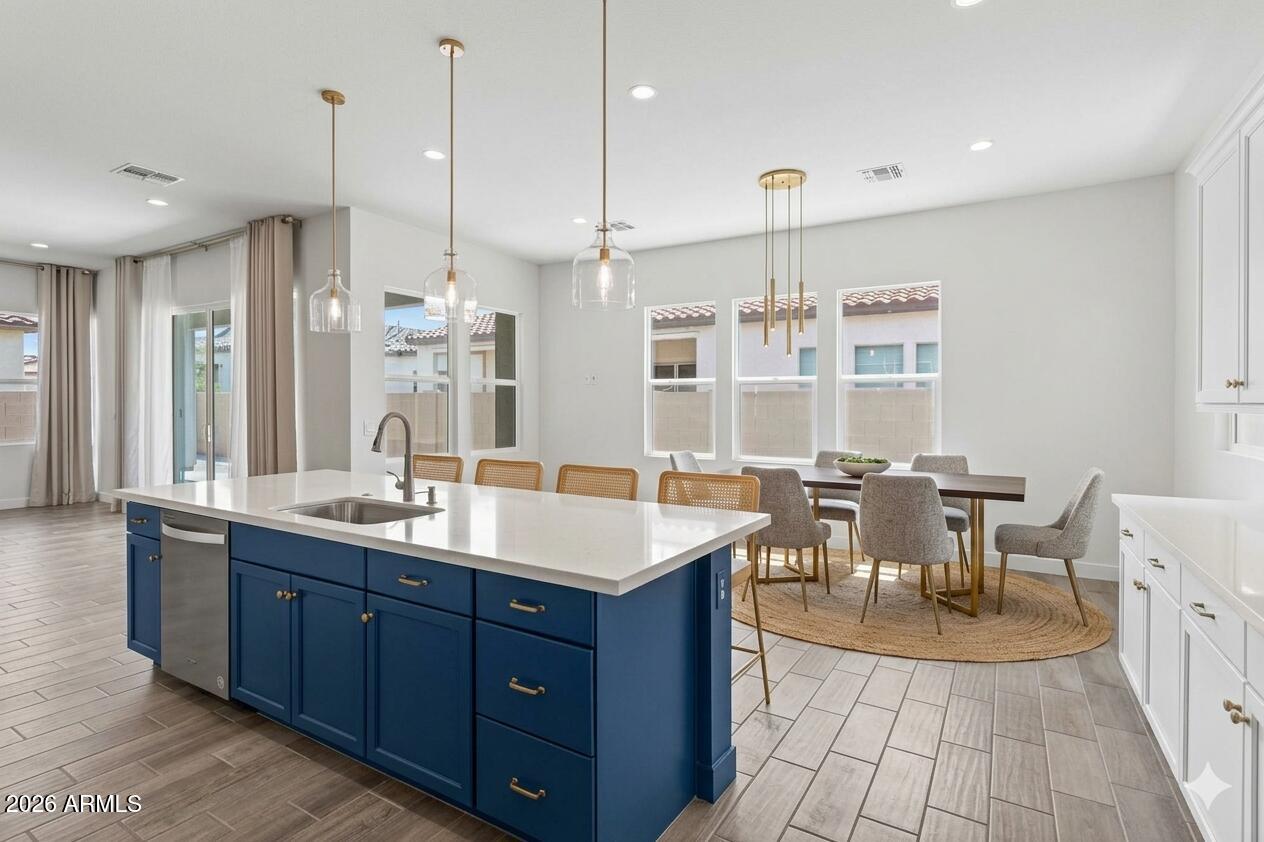 17233 W DARTMOUTH Street