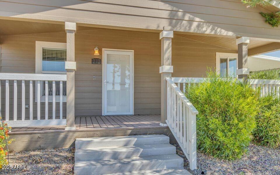 201 S GREENFIELD Road 272