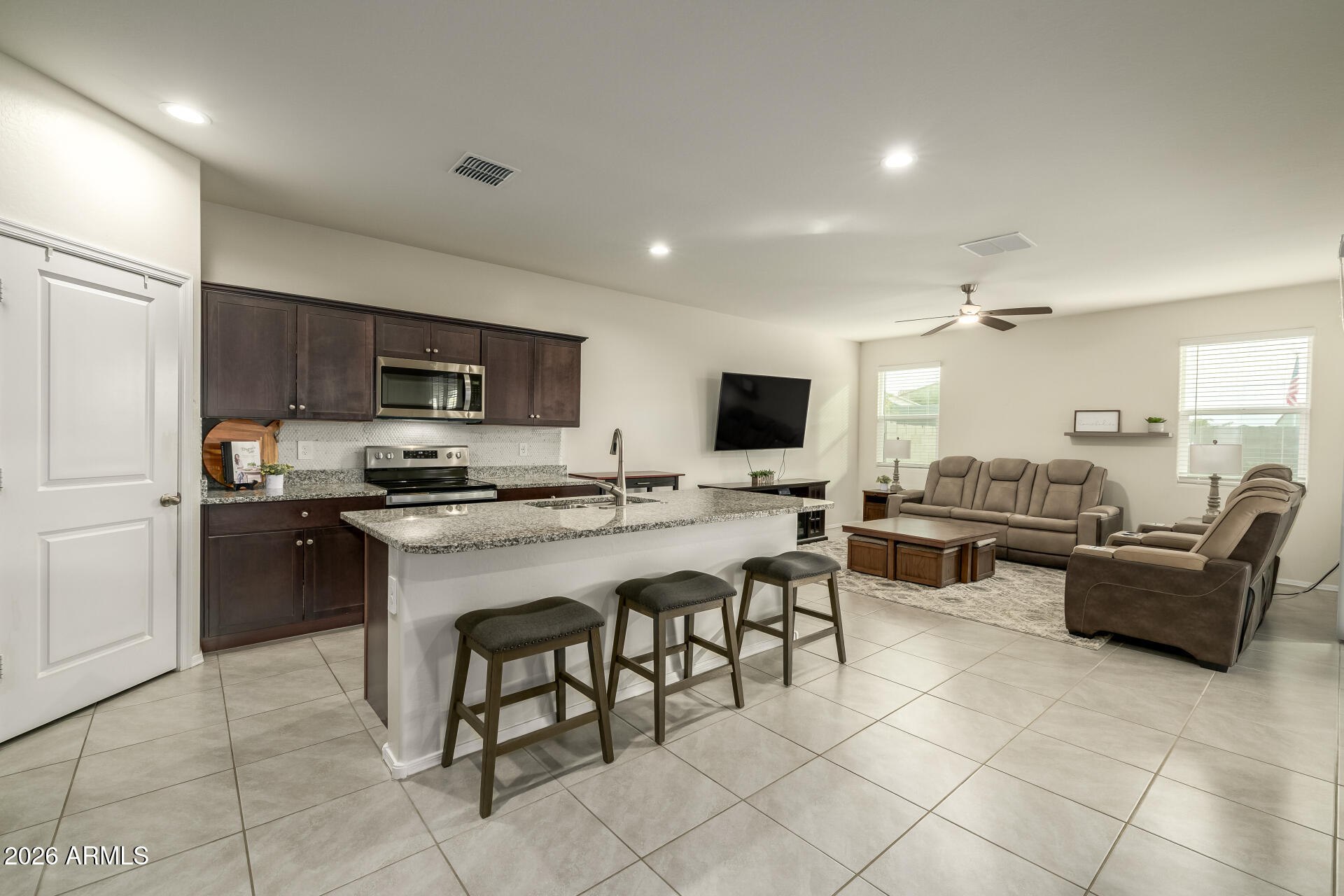 9471 E GREENHOUSE Road