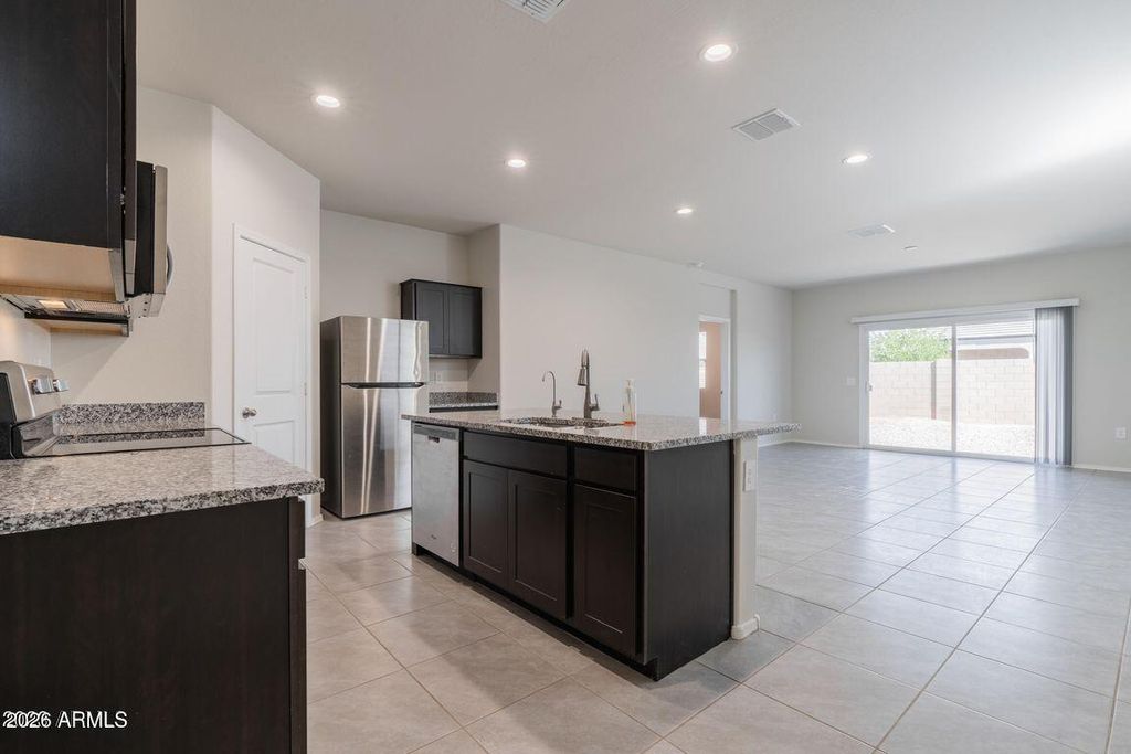 Photo of 5206 E Gummite Drive, San Tan Valley, AZ 85143 (MLS # 7024541)