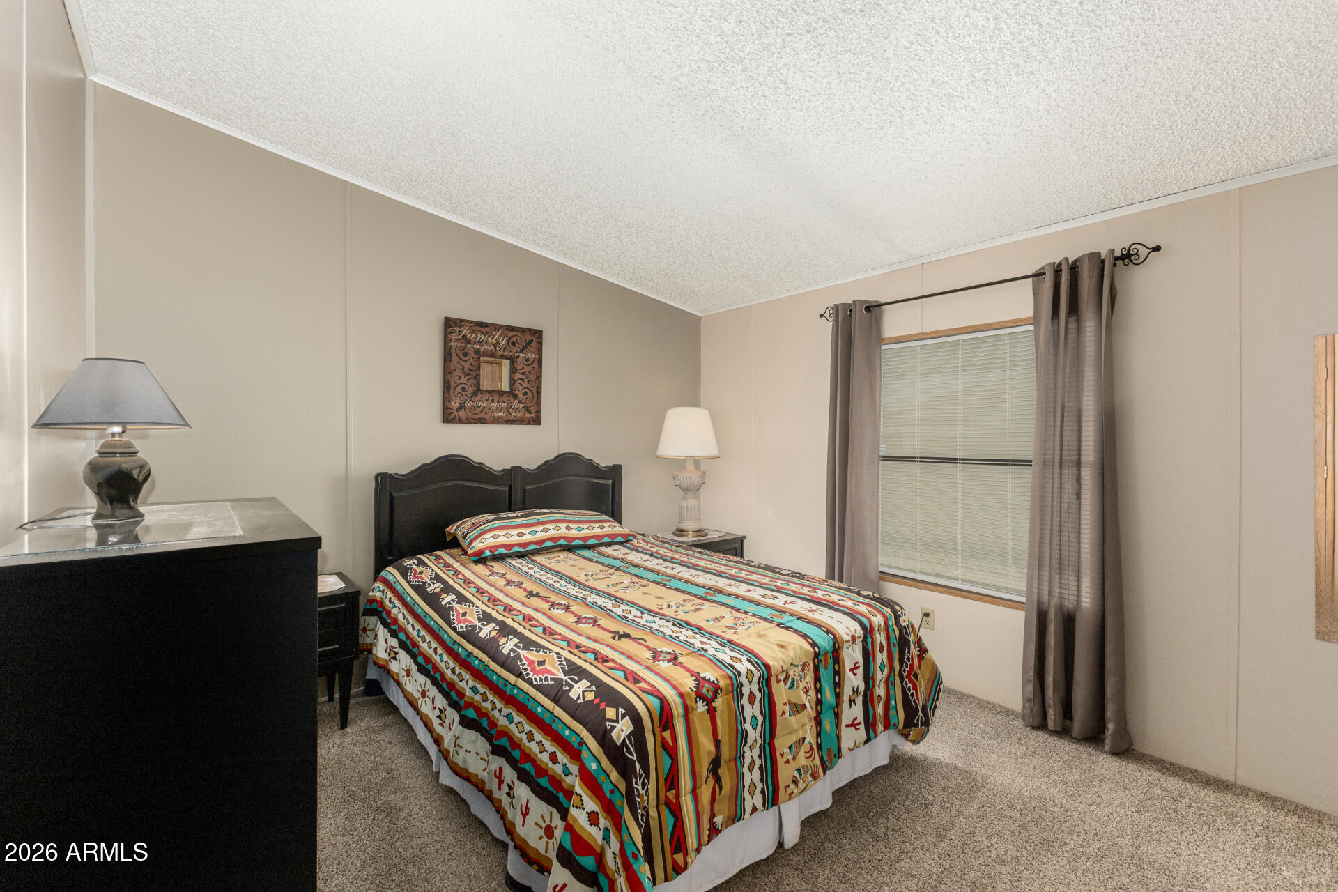 3806 N SOUTH DAKOTA Avenue